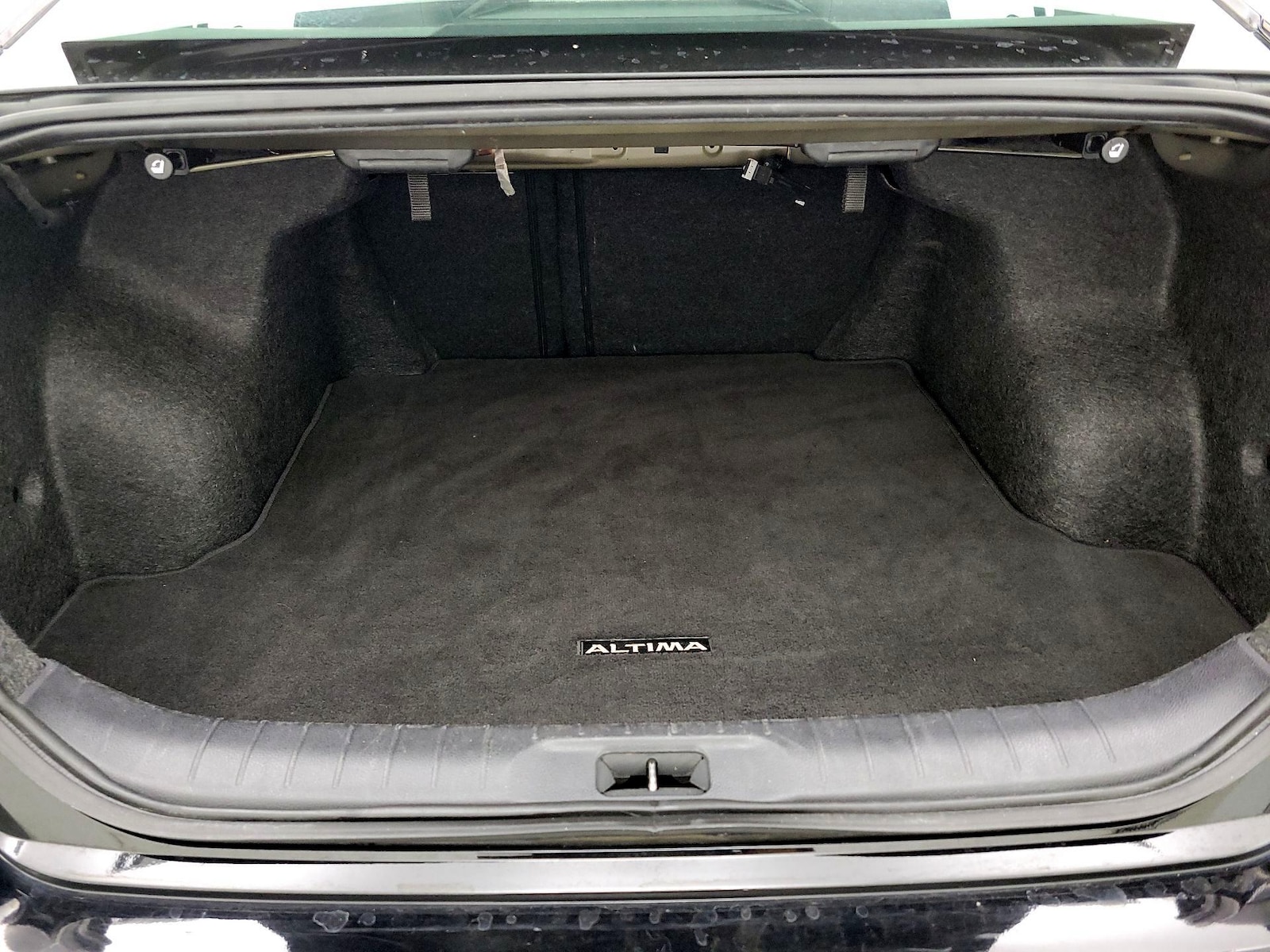 2025 Nissan Altima SV - Photo 21