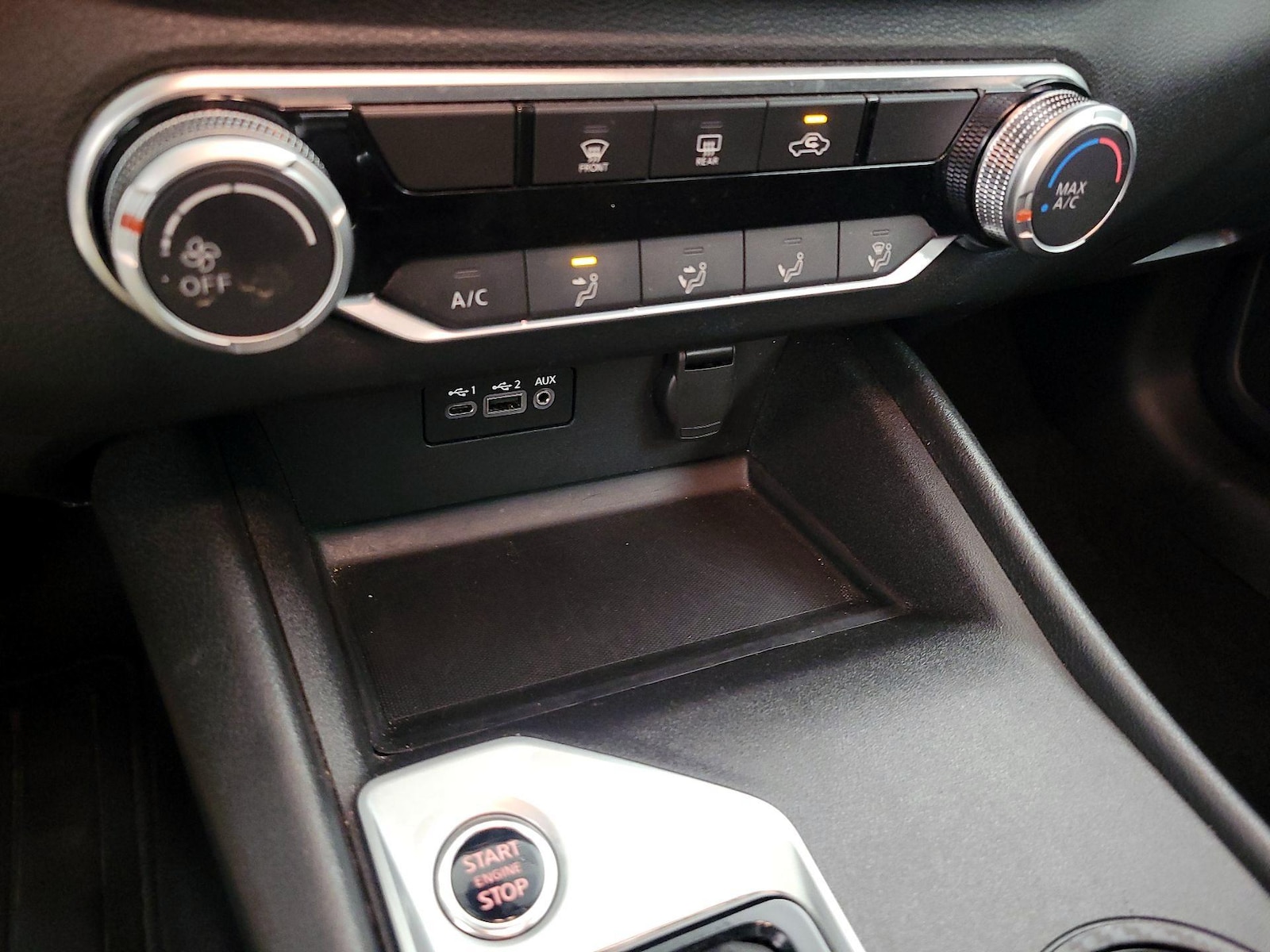 2025 Nissan Altima SV - Photo 17