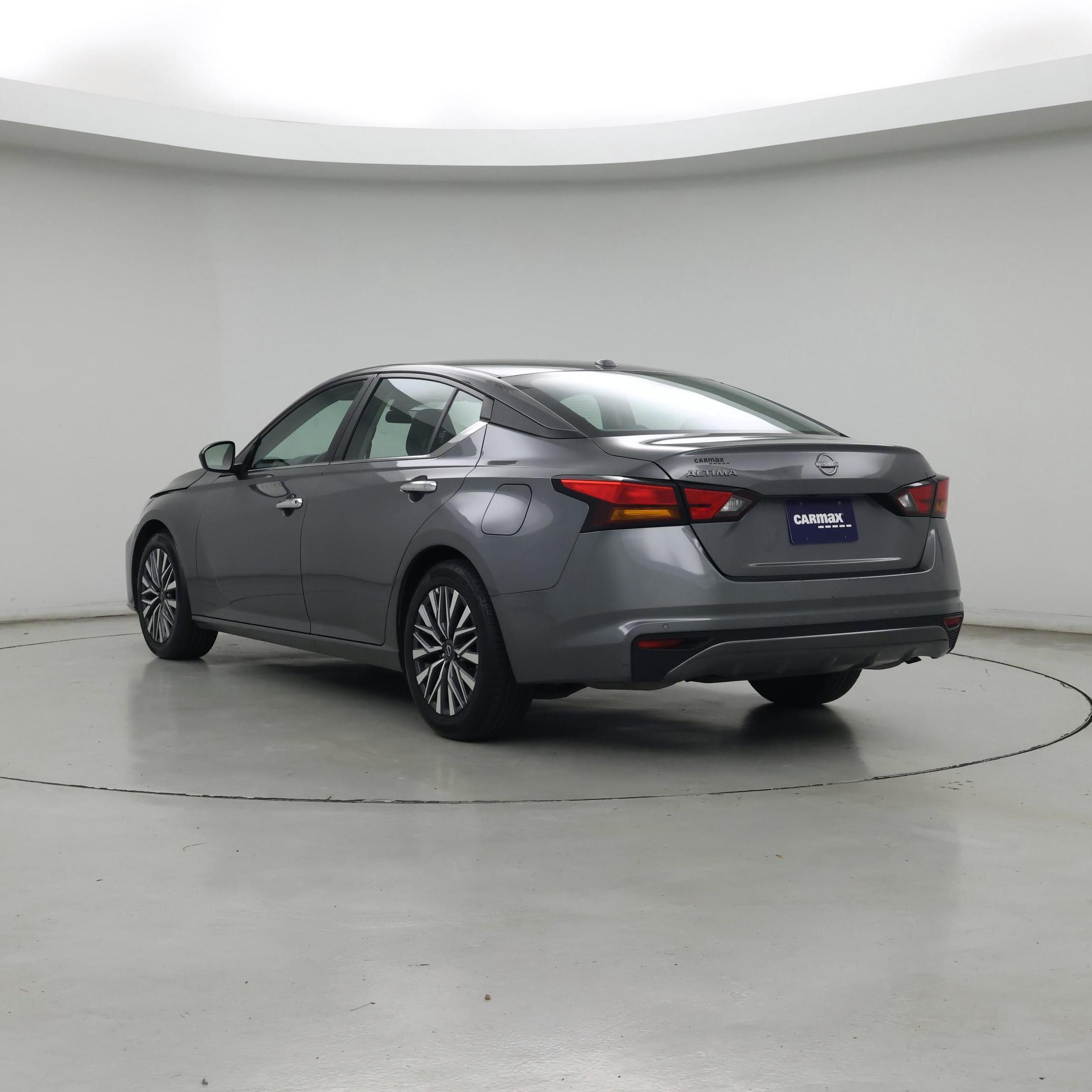 Thumbnail: 2025 Nissan Altima - 2