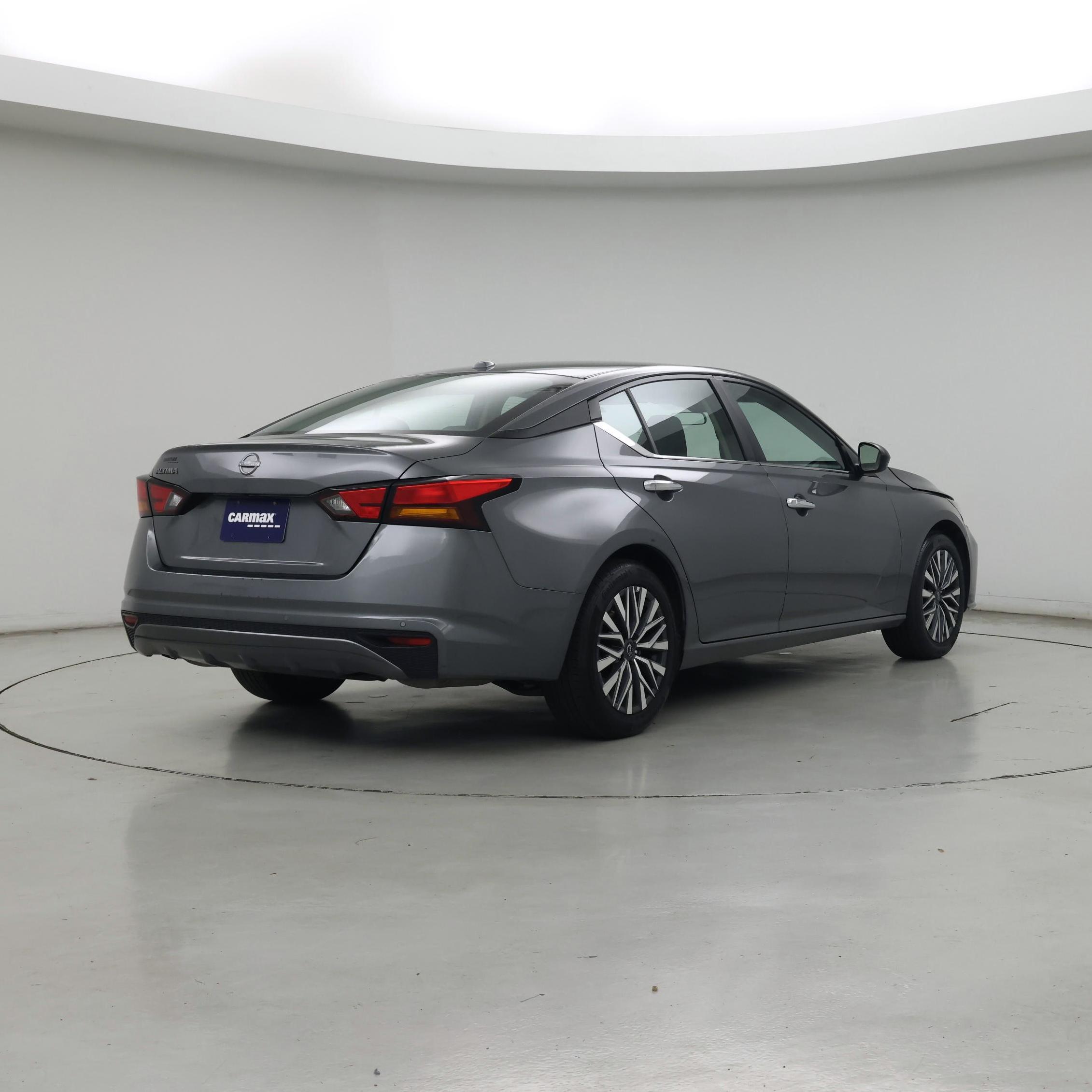 Thumbnail: 2025 Nissan Altima - 8