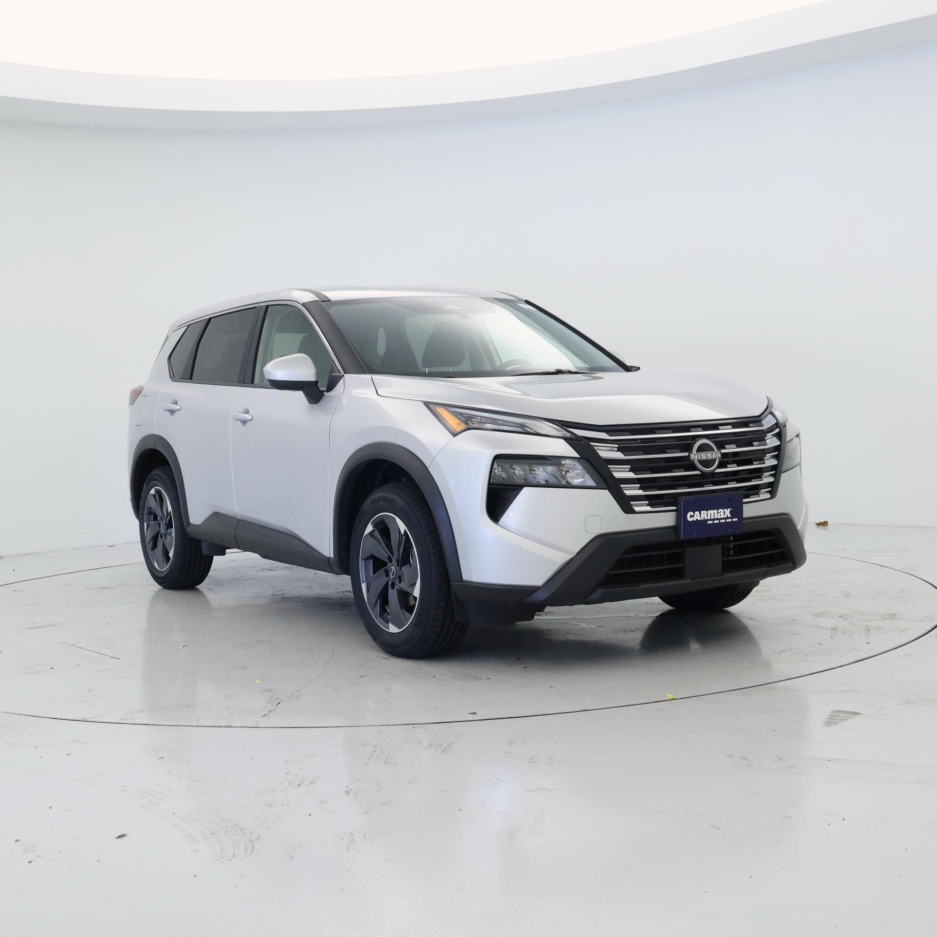 Silver 2025 Nissan Rogue SV FWD SUV / Crossover Front-Wheel Drive Automatic
