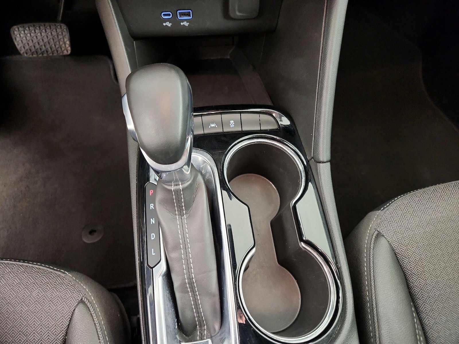 2025 Buick Encore GX Preferred - Photo 18