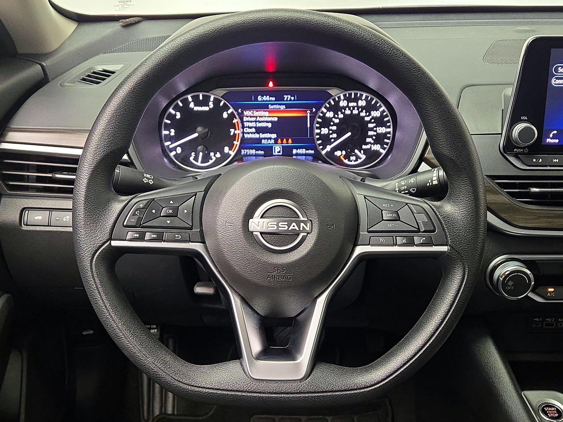 Thumbnail: 2025 Nissan Altima - 10