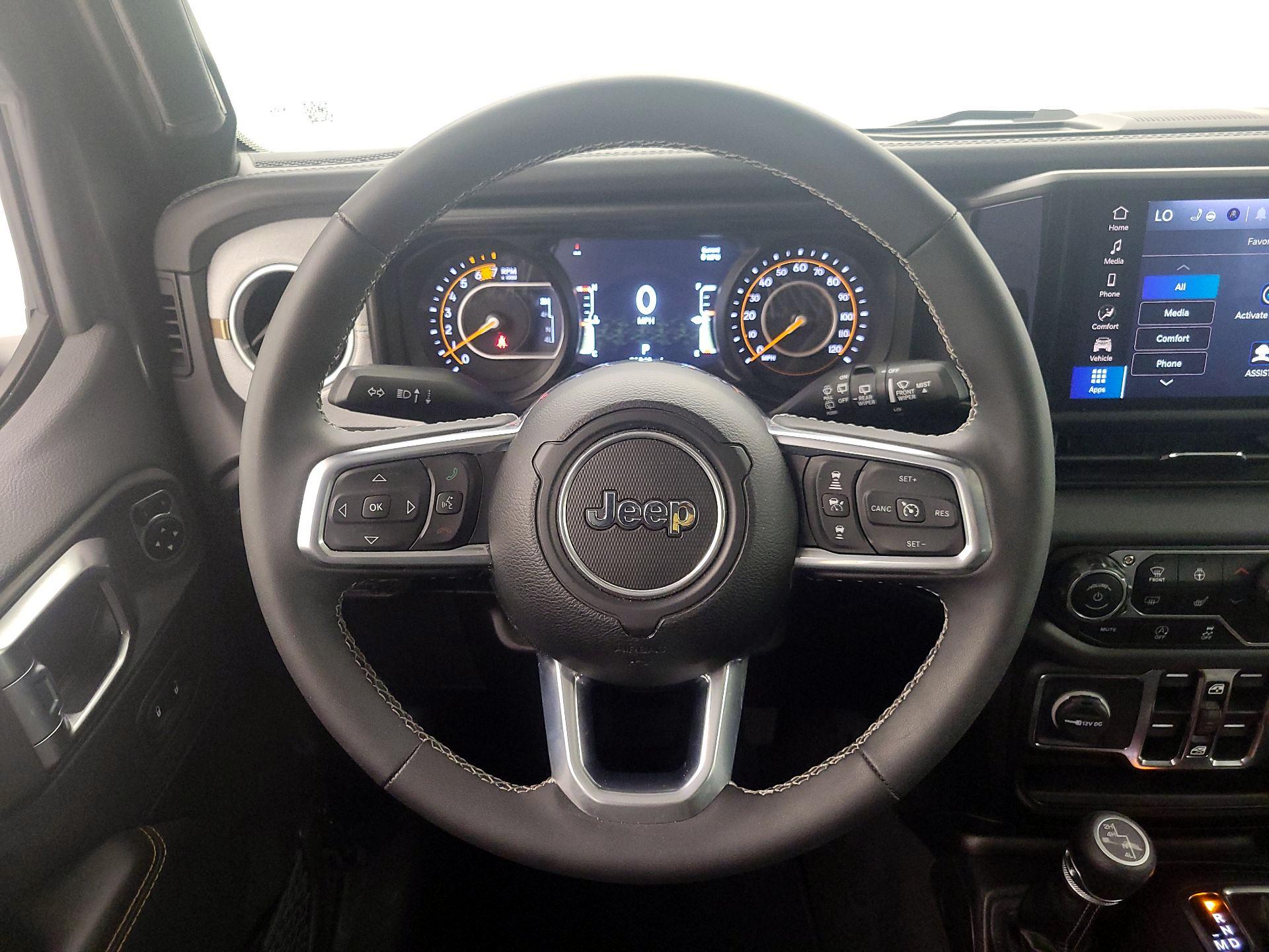 Thumbnail: 2025 Jeep Wrangler - 10