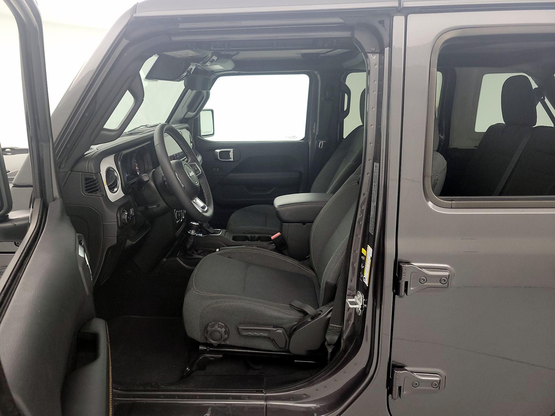 Thumbnail: 2025 Jeep Wrangler - 11