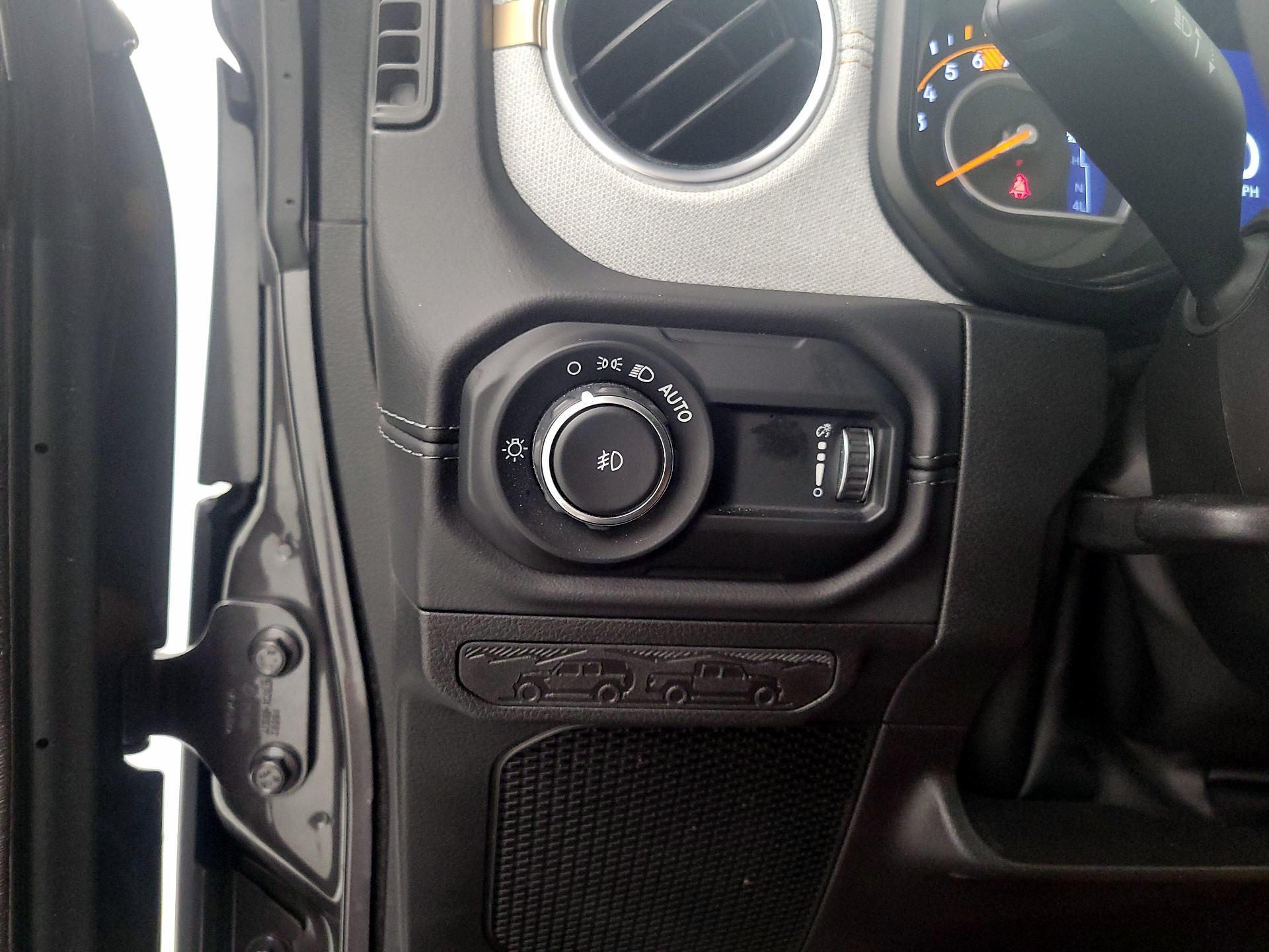 Thumbnail: 2025 Jeep Wrangler - 13