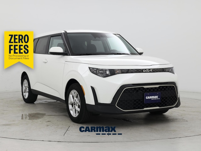 White 2025 Kia Soul LX FWD SUV / Crossover Front-Wheel Drive Automatic