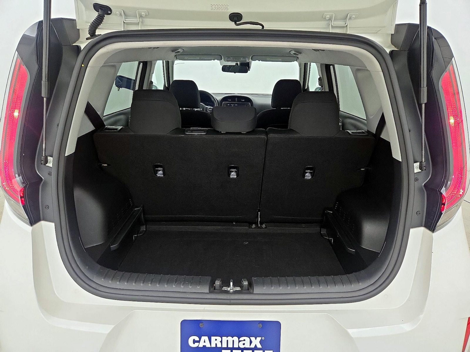 2025 Kia Soul LX - Photo 21
