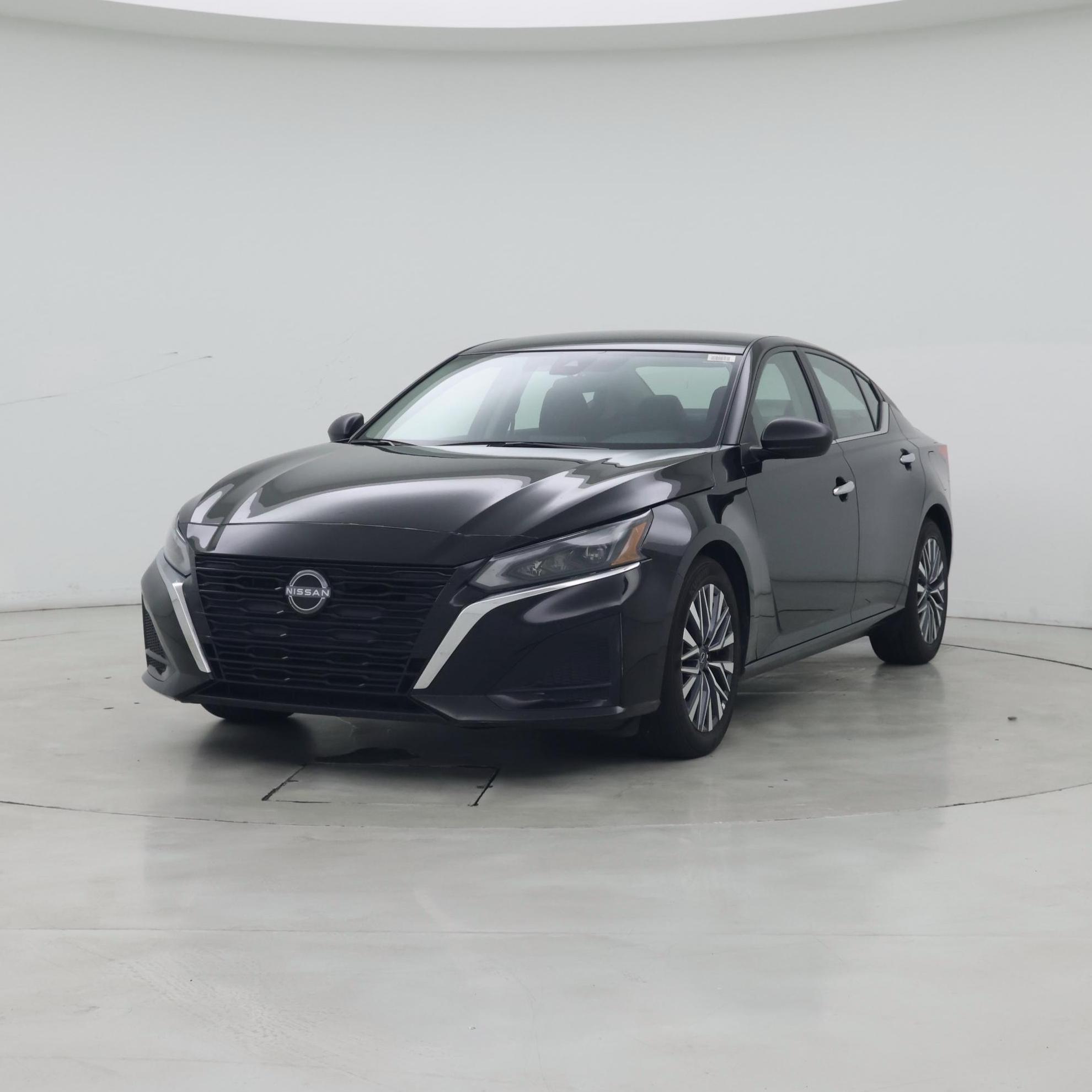 Thumbnail: 2025 Nissan Altima - 4