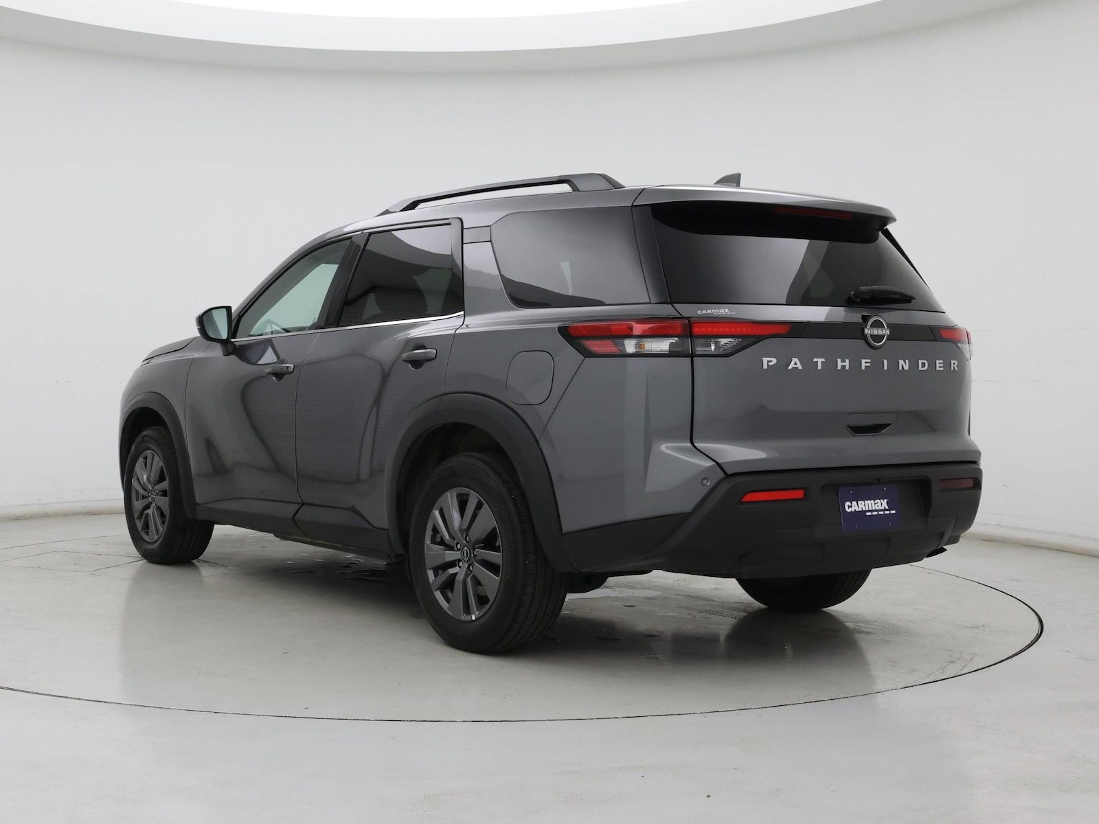 2025 Nissan Pathfinder SV - Photo 3