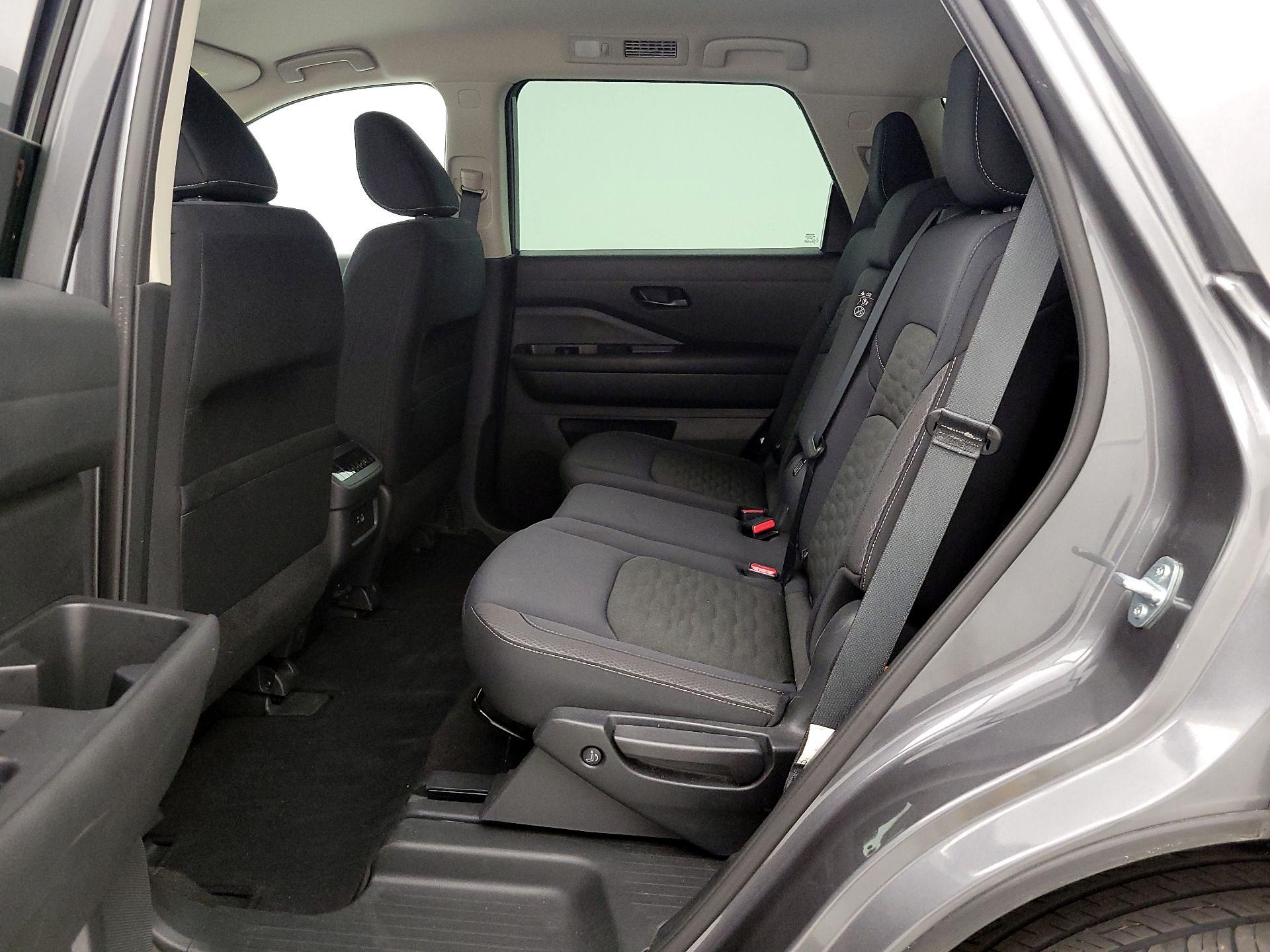 Thumbnail: 2025 Nissan Pathfinder - 19