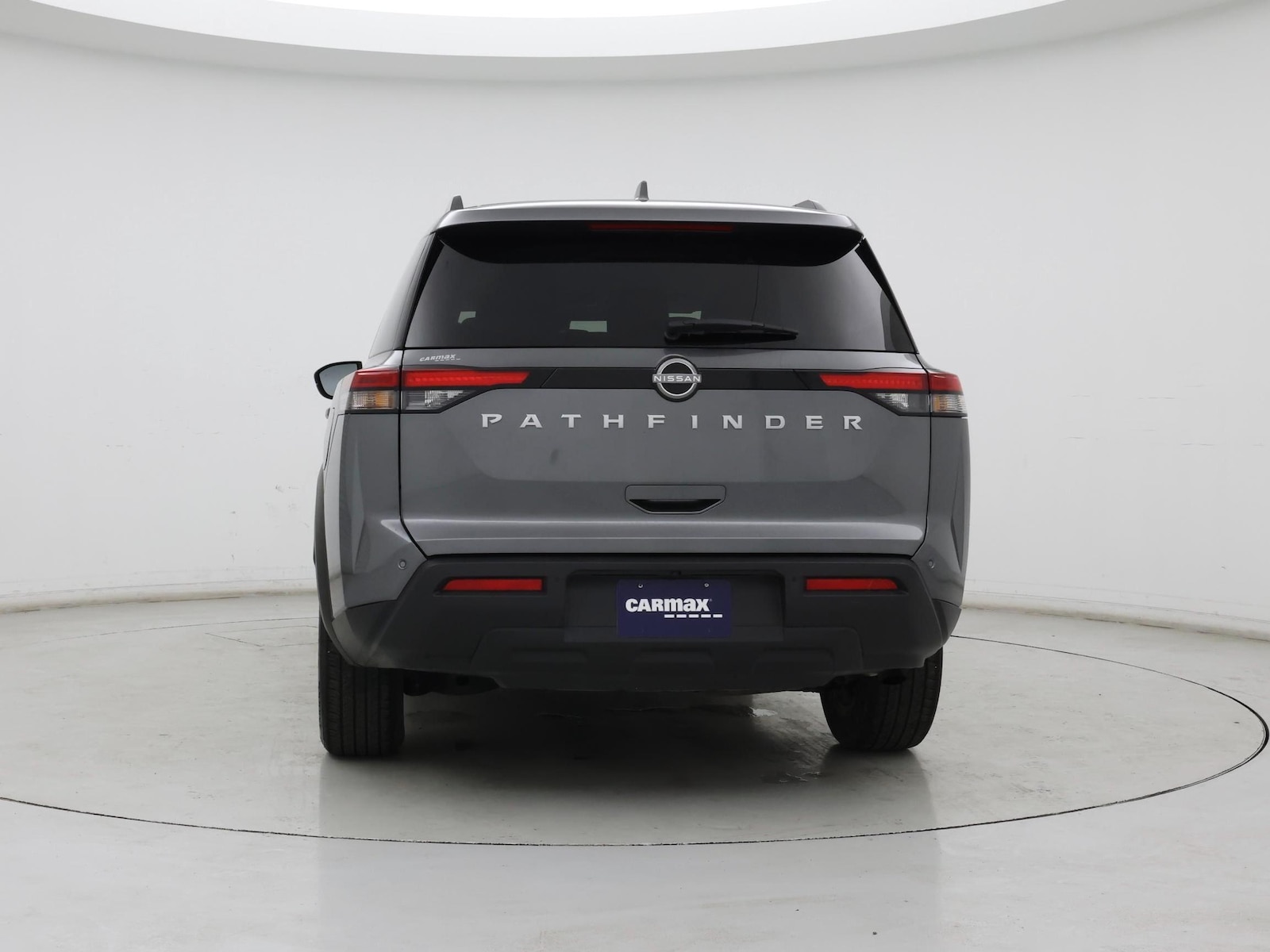 2025 Nissan Pathfinder SV - Photo 7