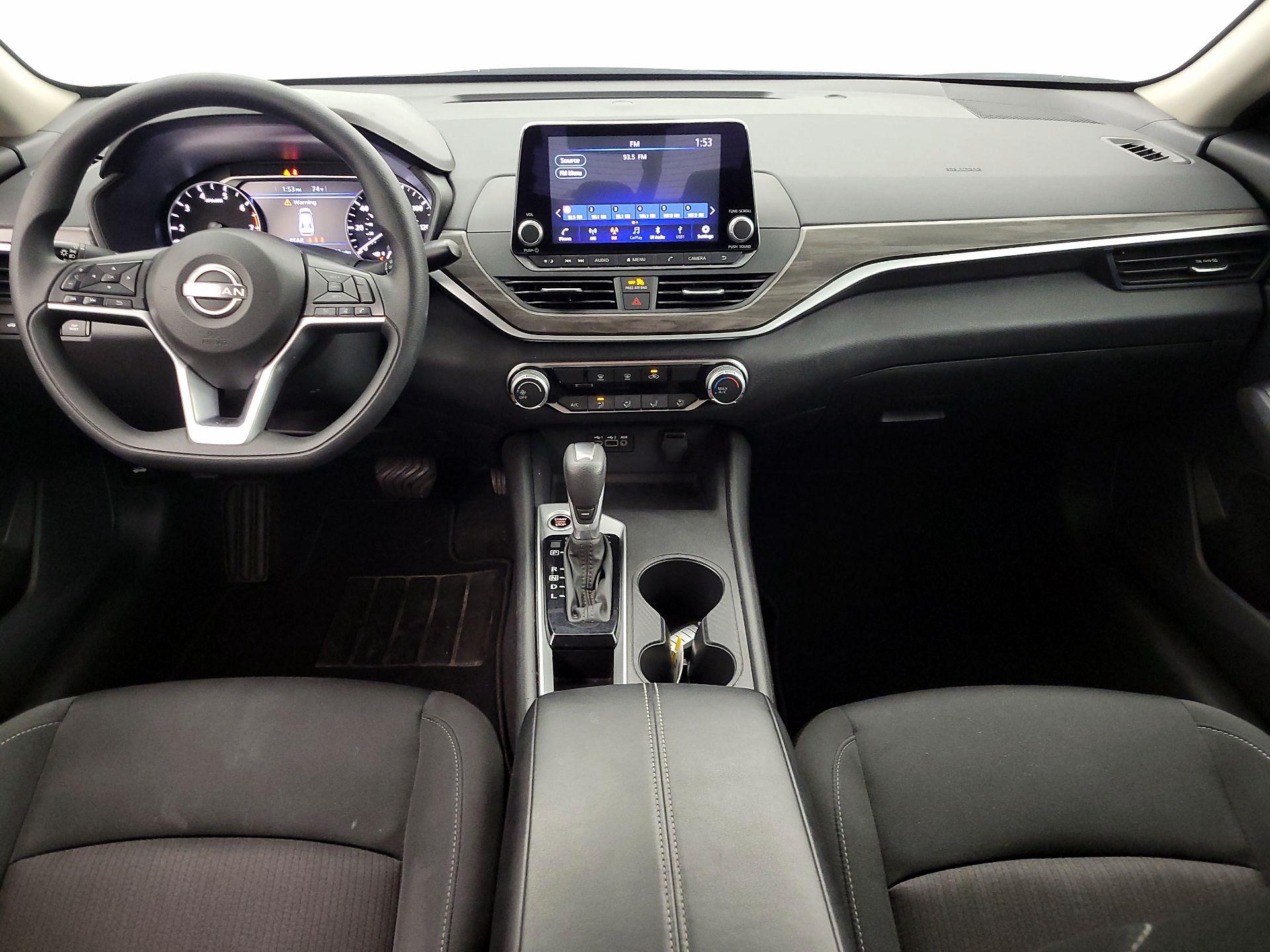 Thumbnail: 2025 Nissan Altima - 9
