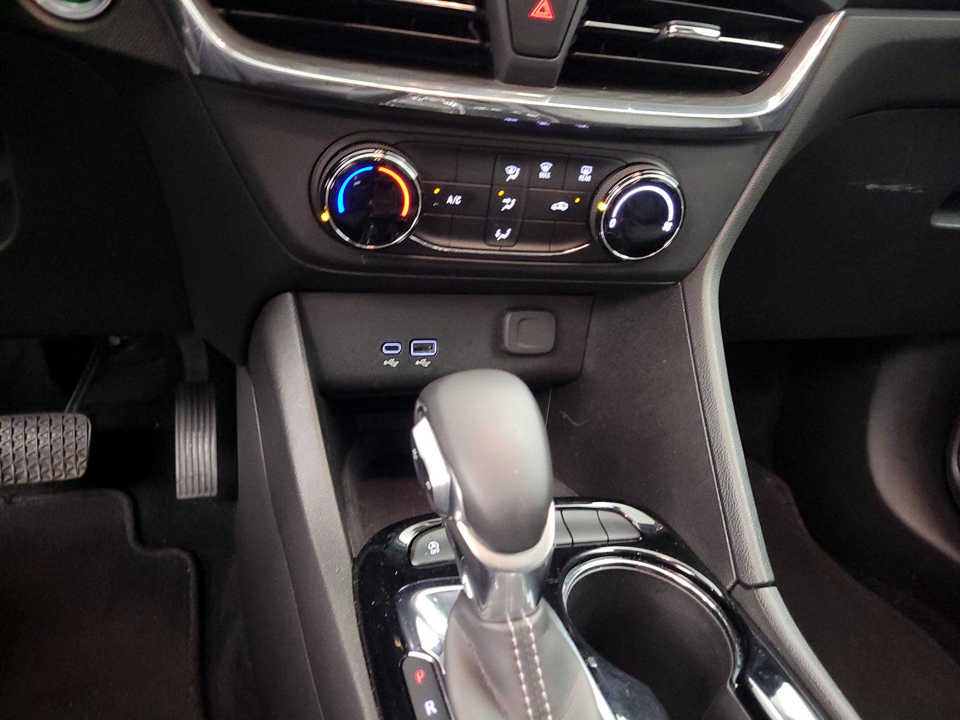 Thumbnail: 2025 Buick Encore GX - 18
