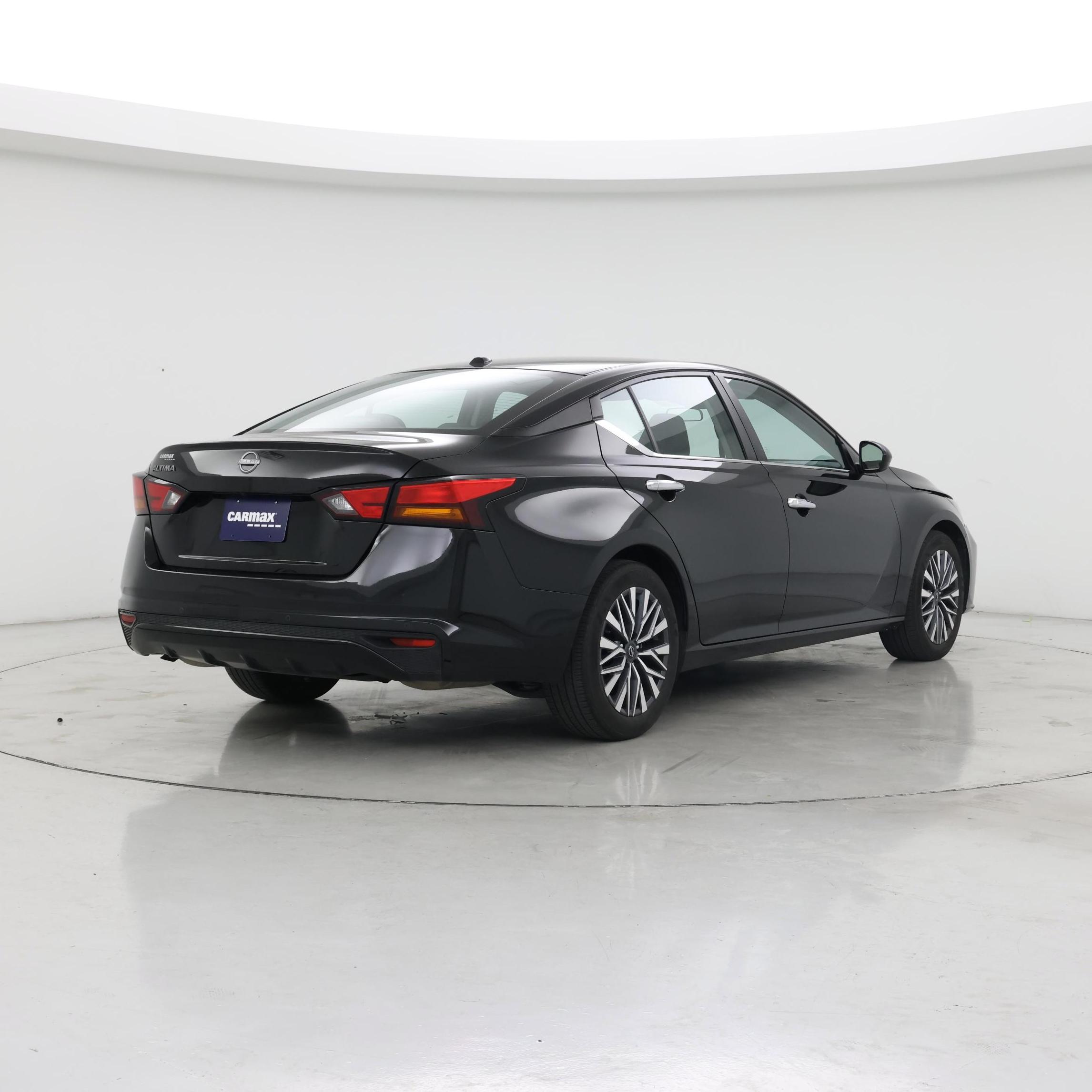 Thumbnail: 2025 Nissan Altima - 8