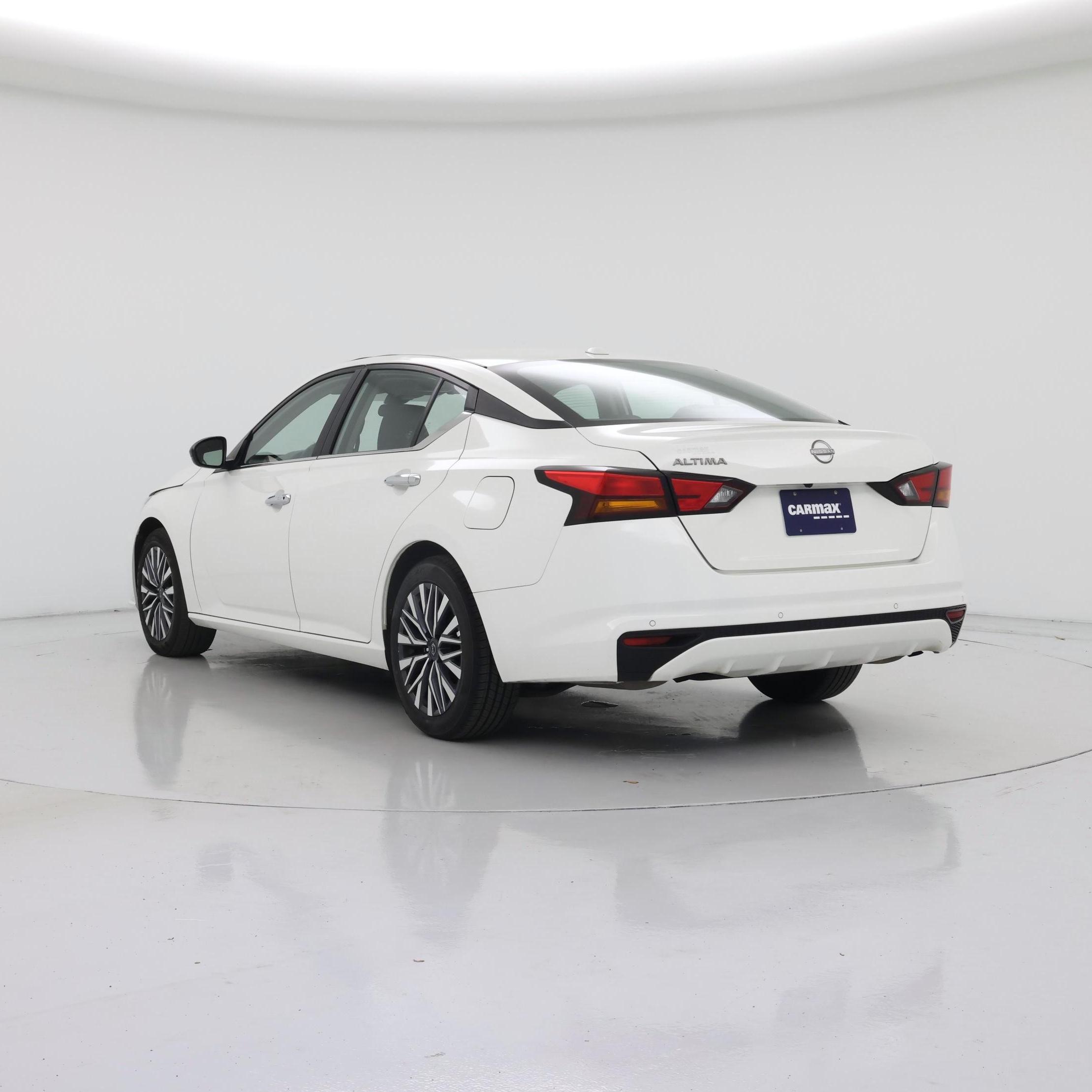 Thumbnail: 2025 Nissan Altima - 2