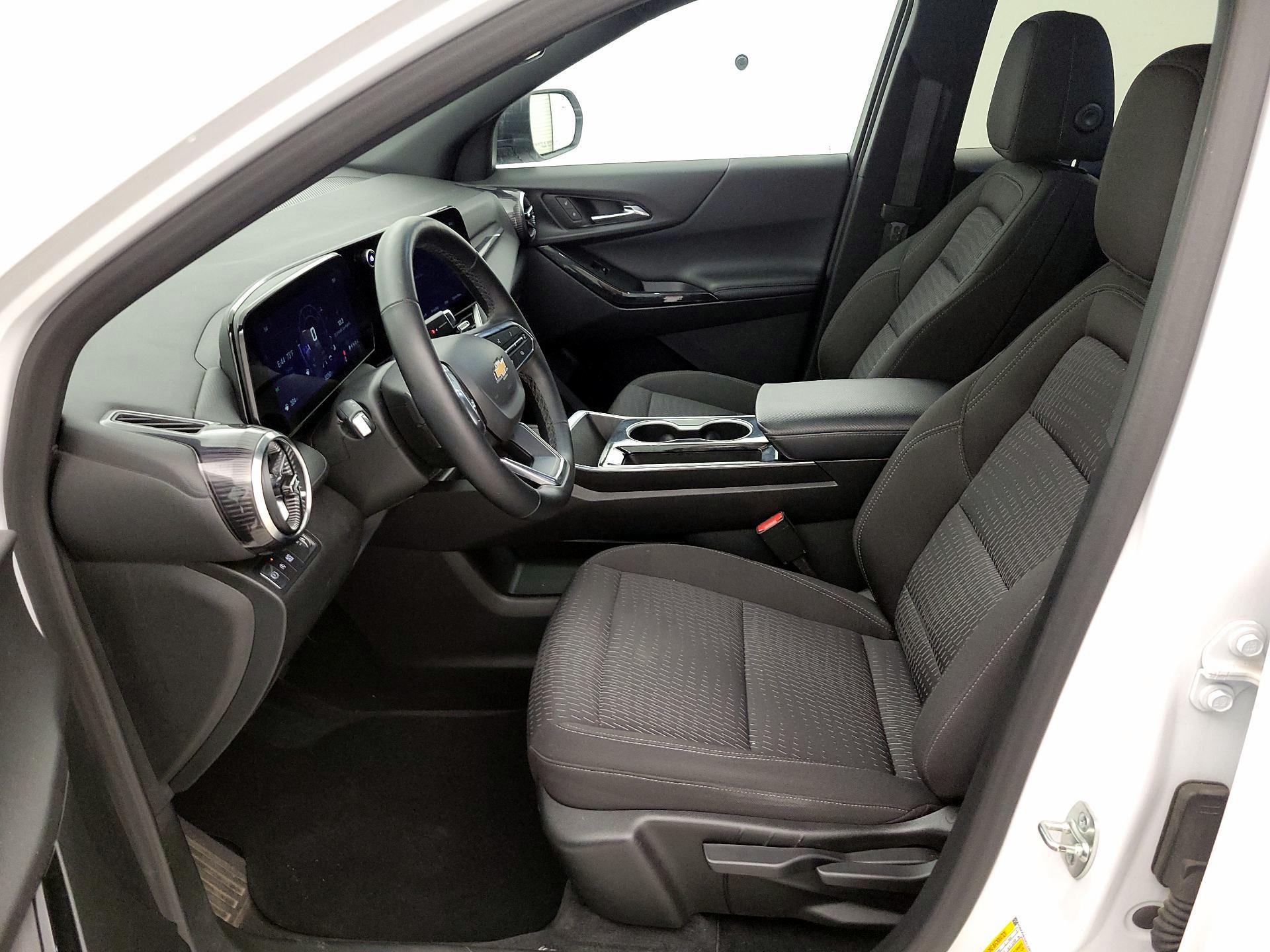 Thumbnail: 2025 Chevrolet Equinox - 11