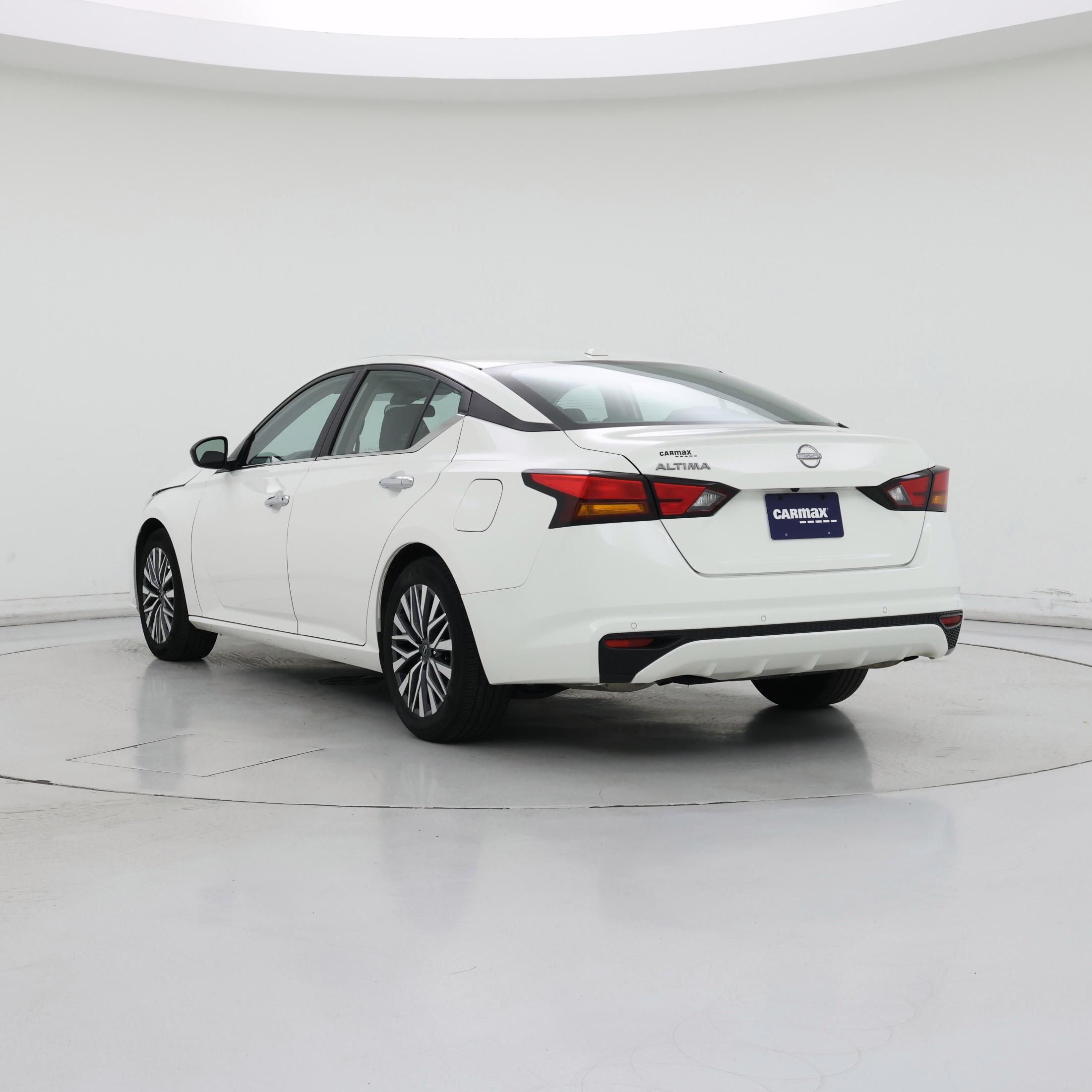 Thumbnail: 2025 Nissan Altima - 2
