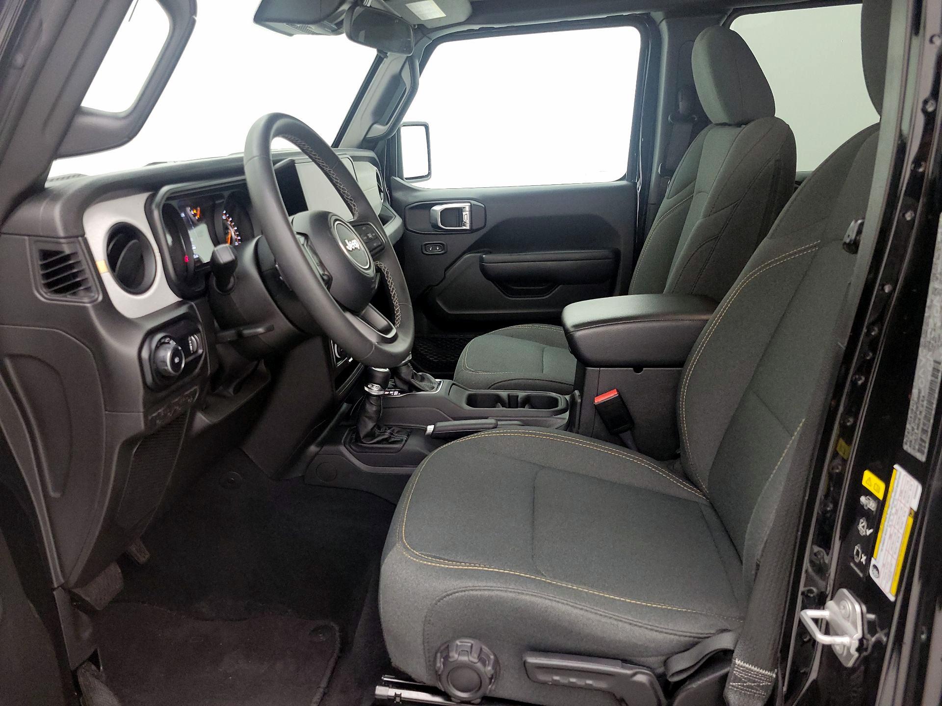 Thumbnail: 2025 Jeep Wrangler - 11