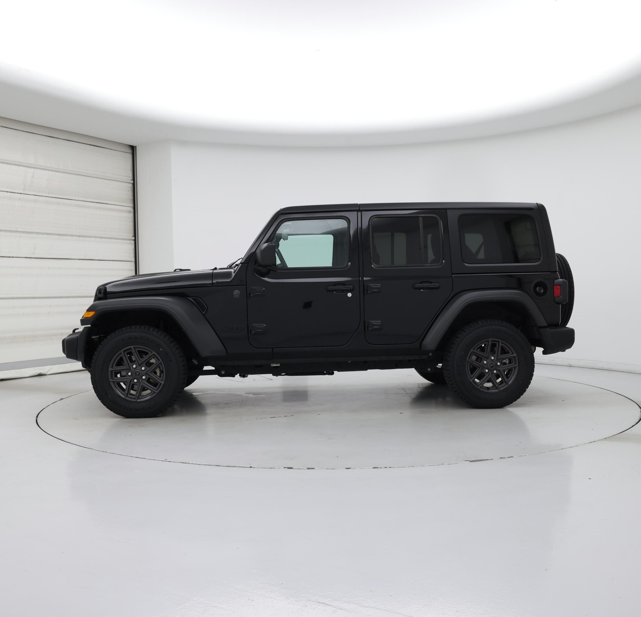 Thumbnail: 2025 Jeep Wrangler - 3