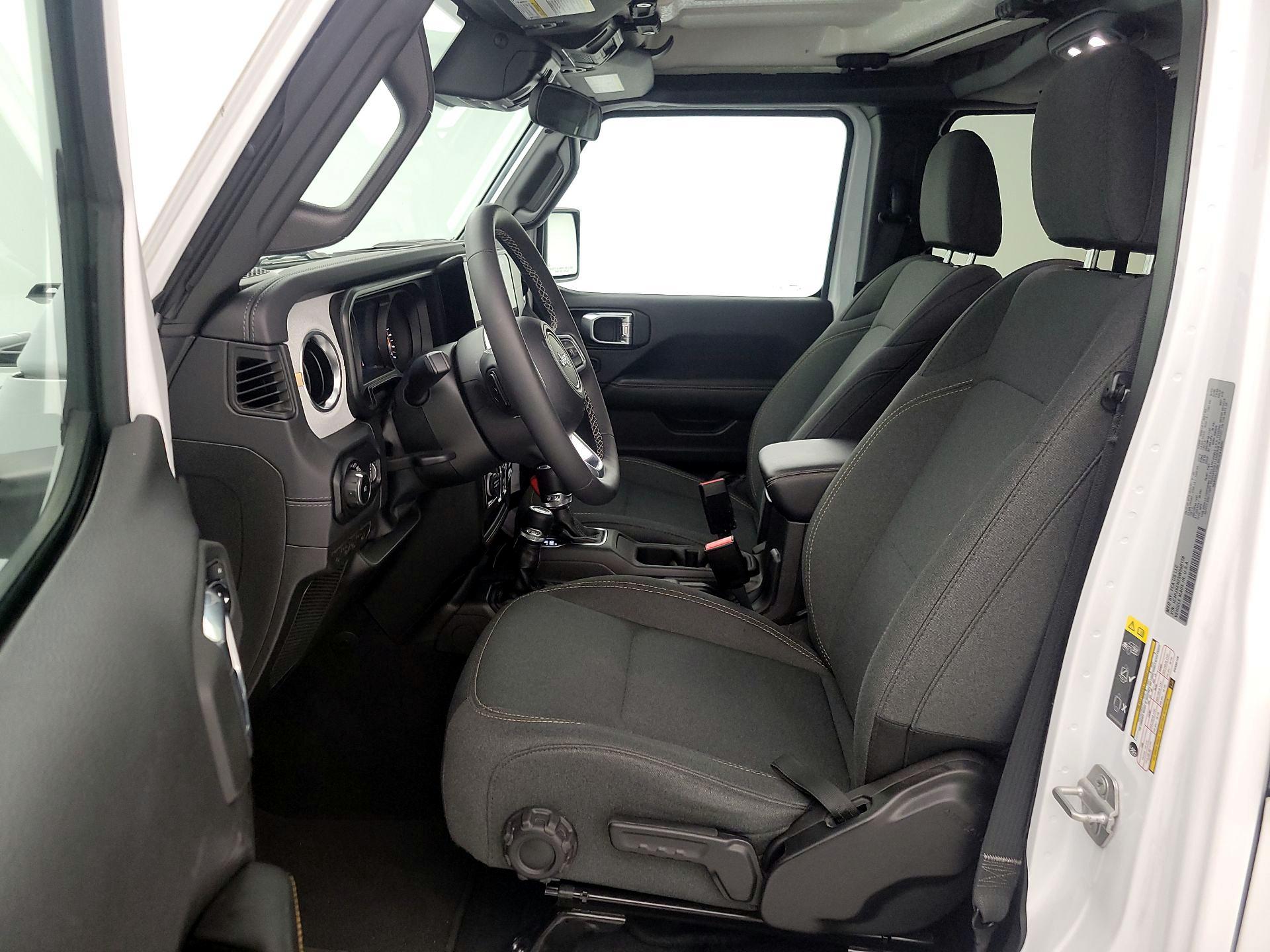 Thumbnail: 2025 Jeep Wrangler - 11