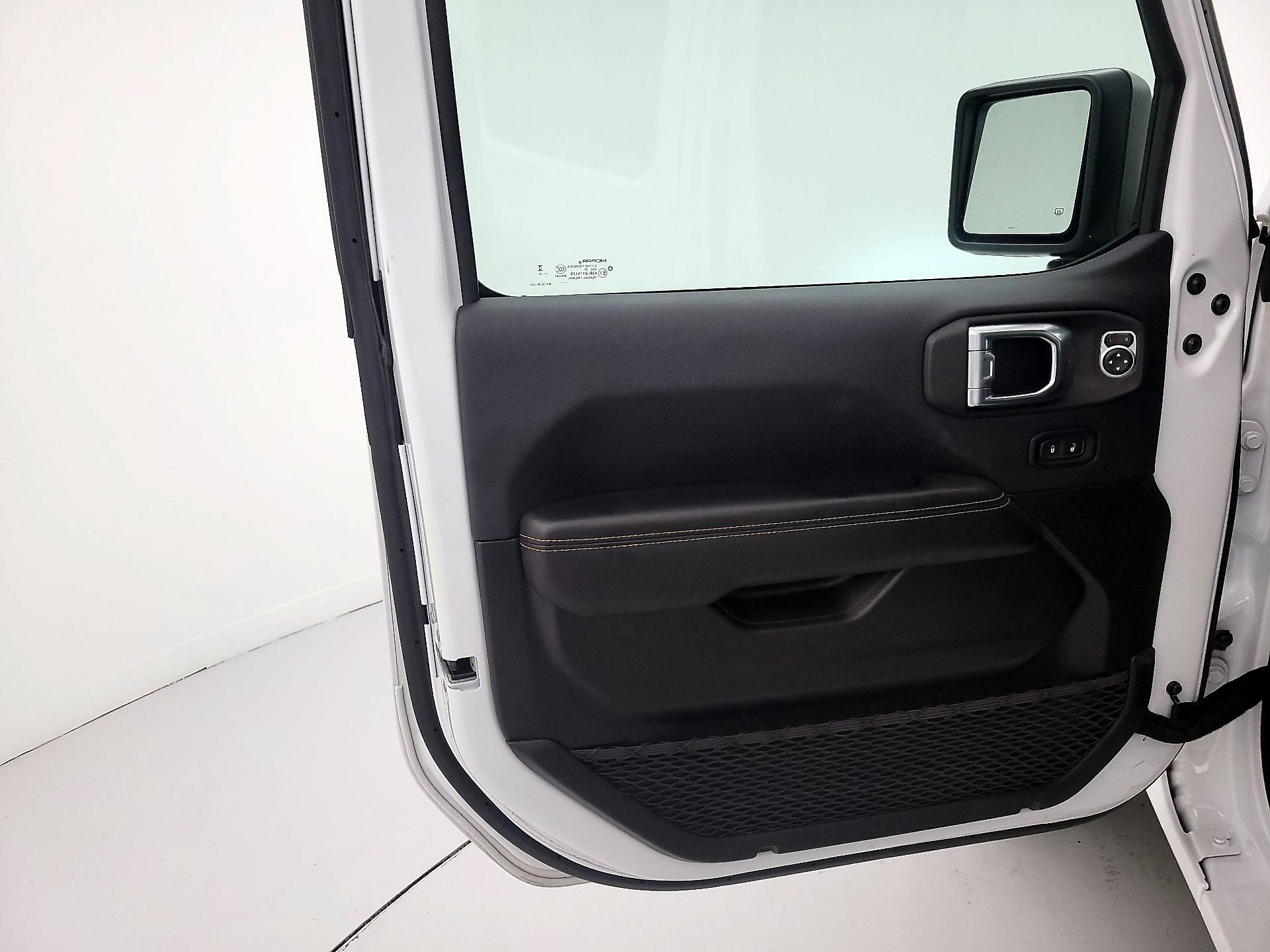 Thumbnail: 2025 Jeep Wrangler - 12