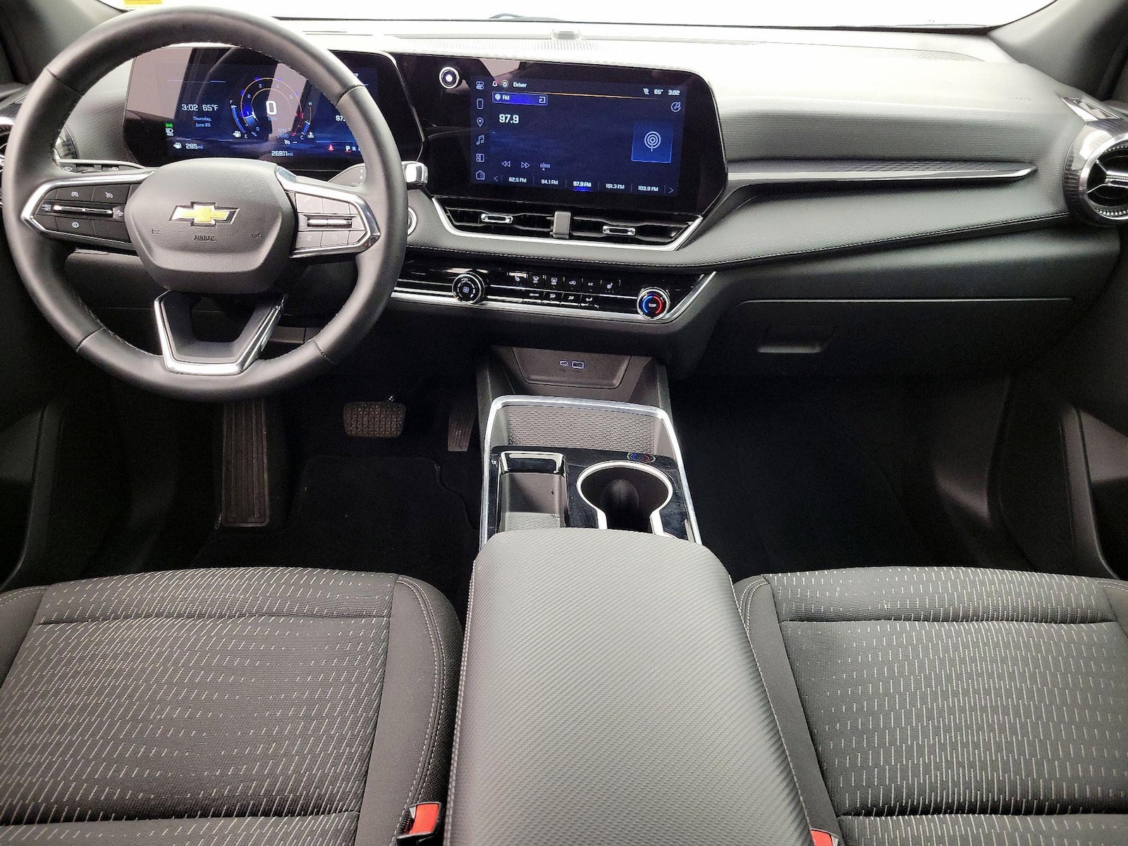 2025 Chevrolet Equinox LT - Photo 10