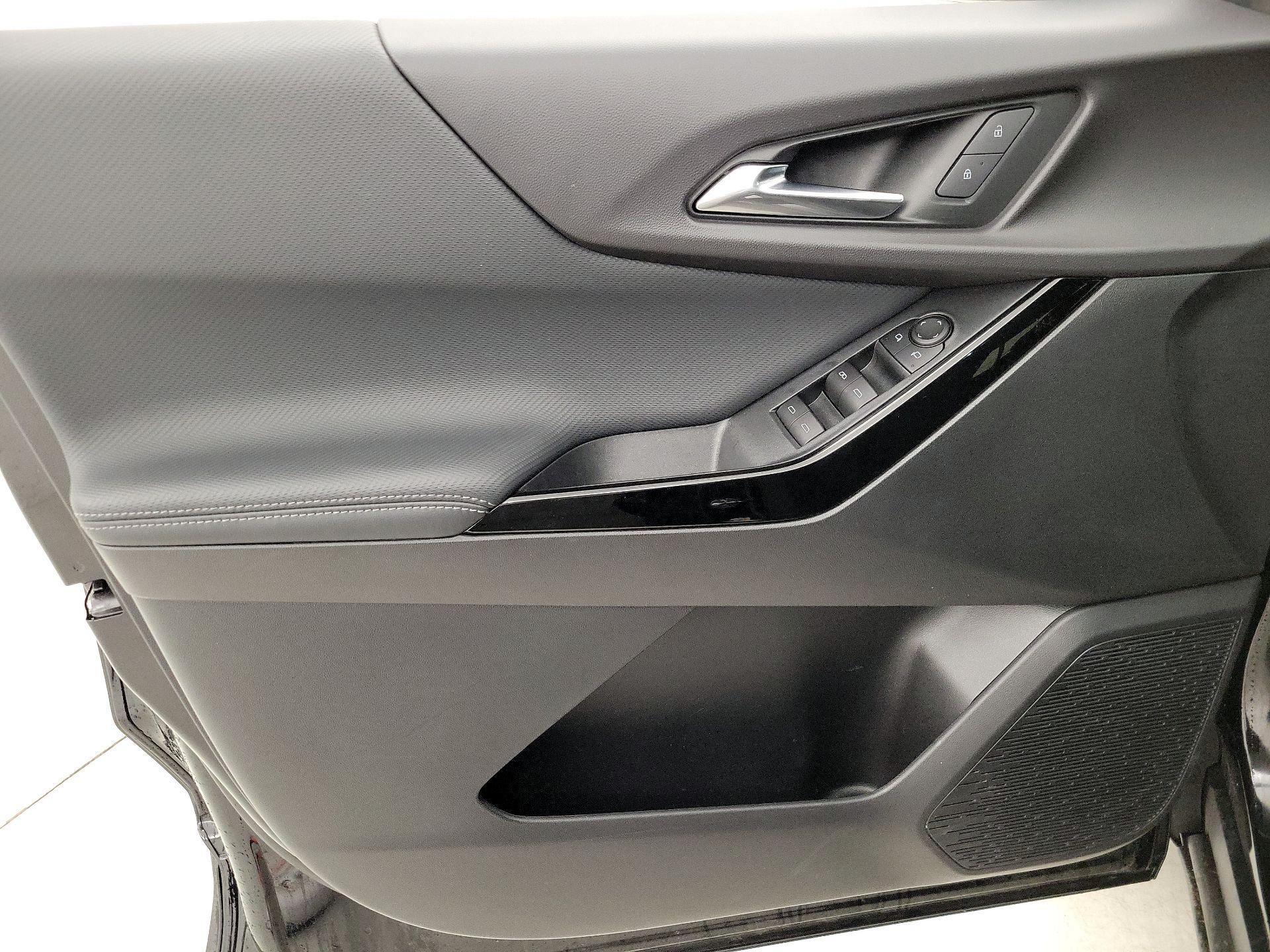 Thumbnail: 2025 Chevrolet Equinox - 12