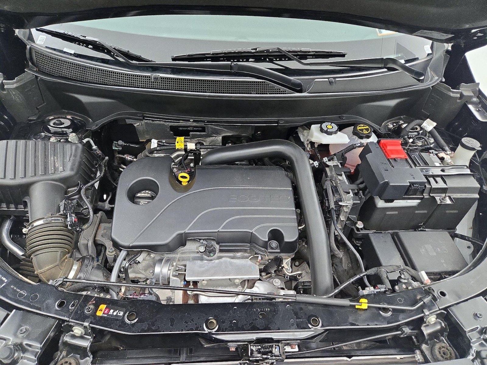 2025 Chevrolet Equinox LT - Photo 21