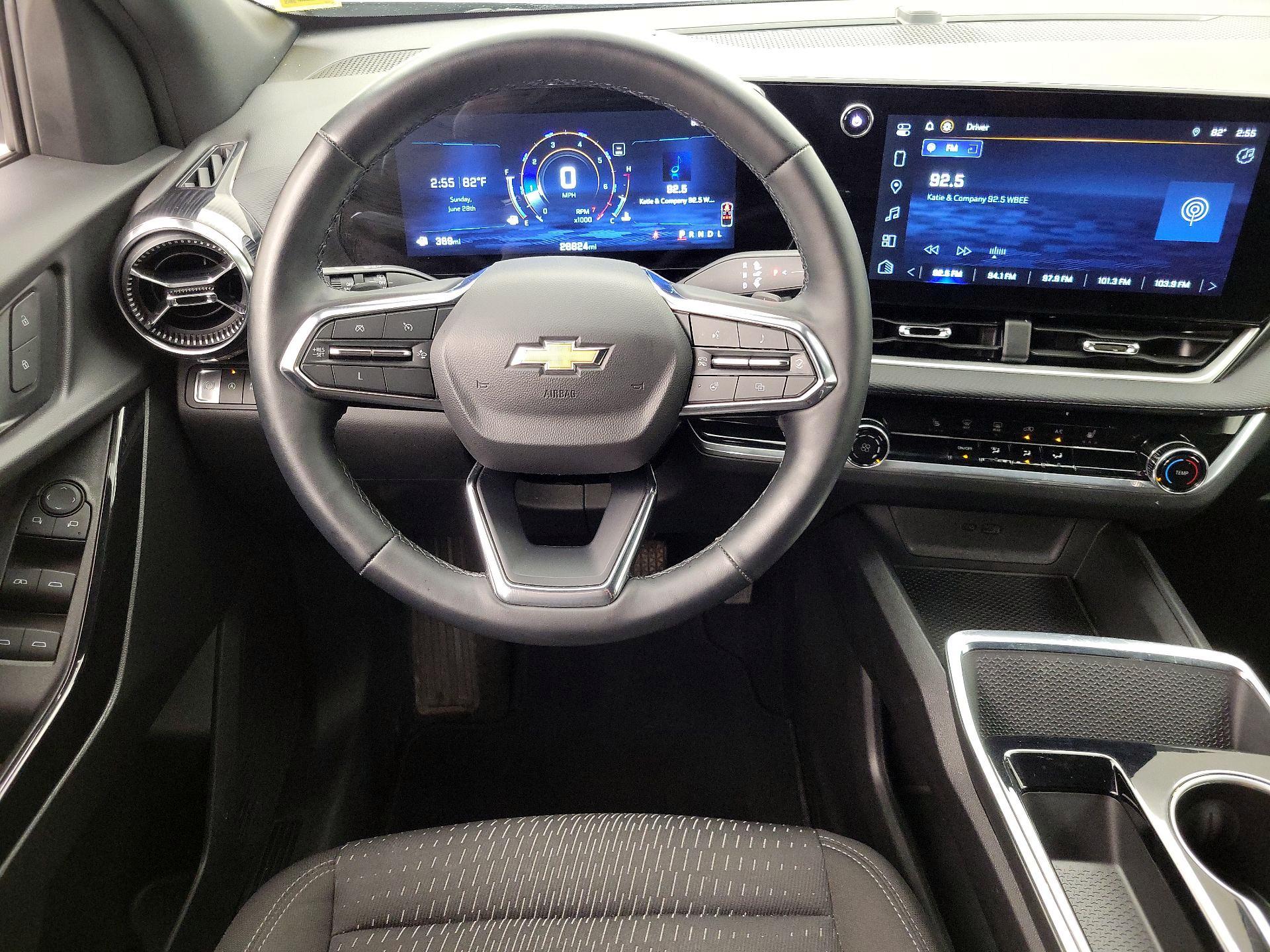 Thumbnail: 2025 Chevrolet Equinox - 10