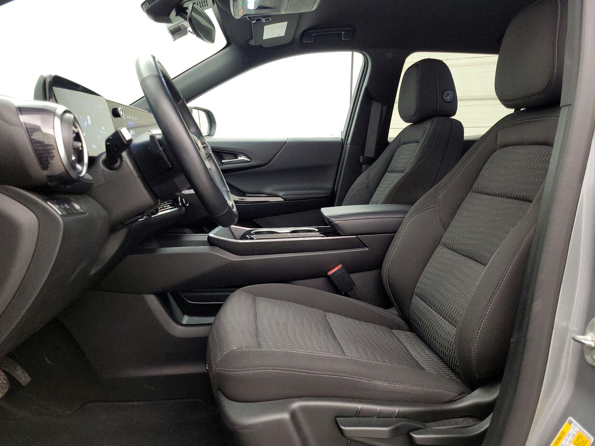 Thumbnail: 2025 Chevrolet Equinox - 11