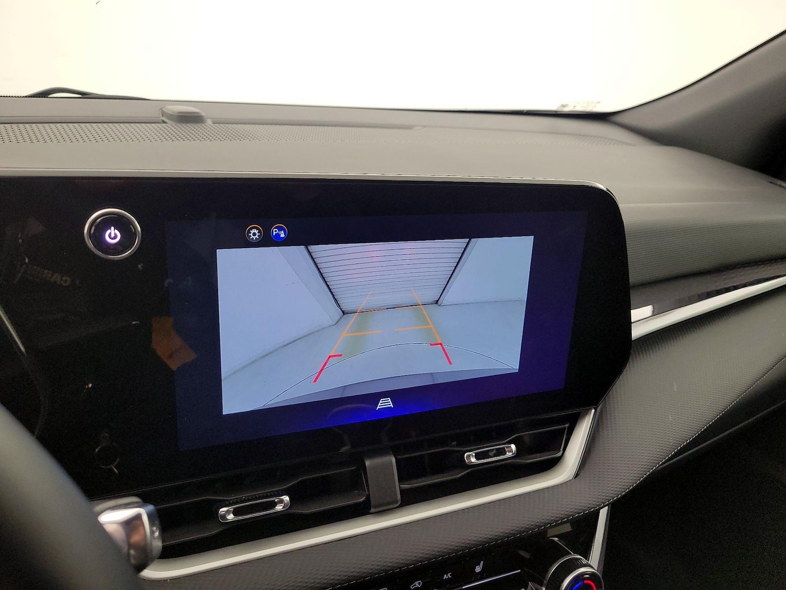 2025 Chevrolet Equinox LT - Photo 16