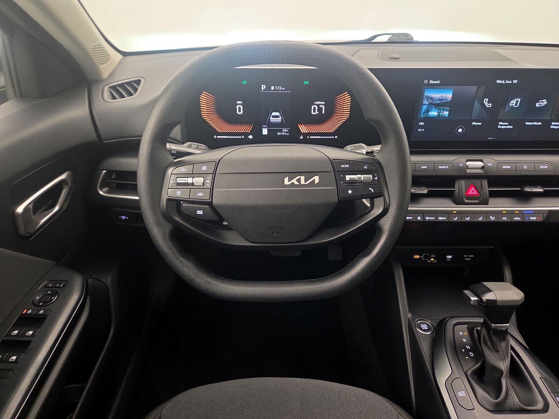 Thumbnail: 2025 Kia K4 - 10