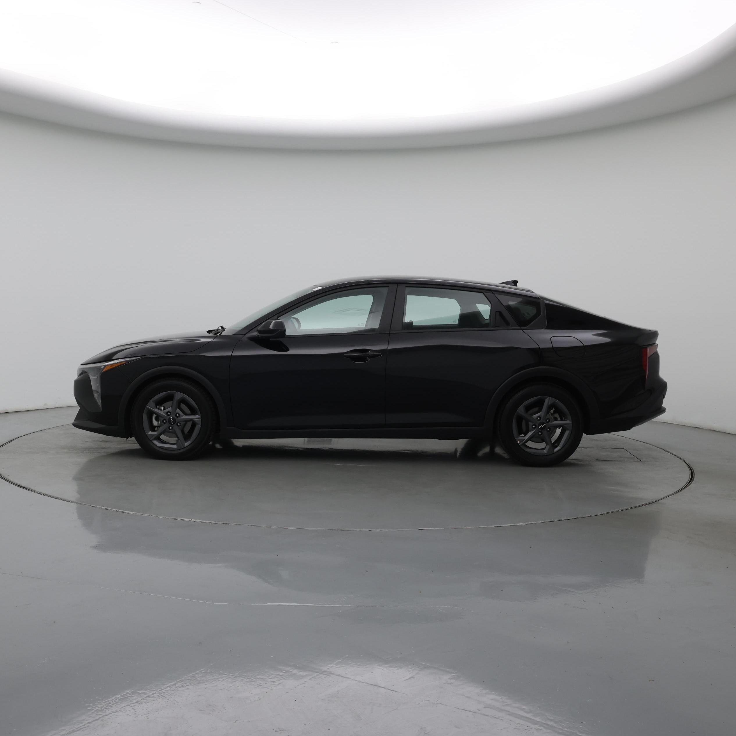 Thumbnail: 2025 Kia K4 - 3