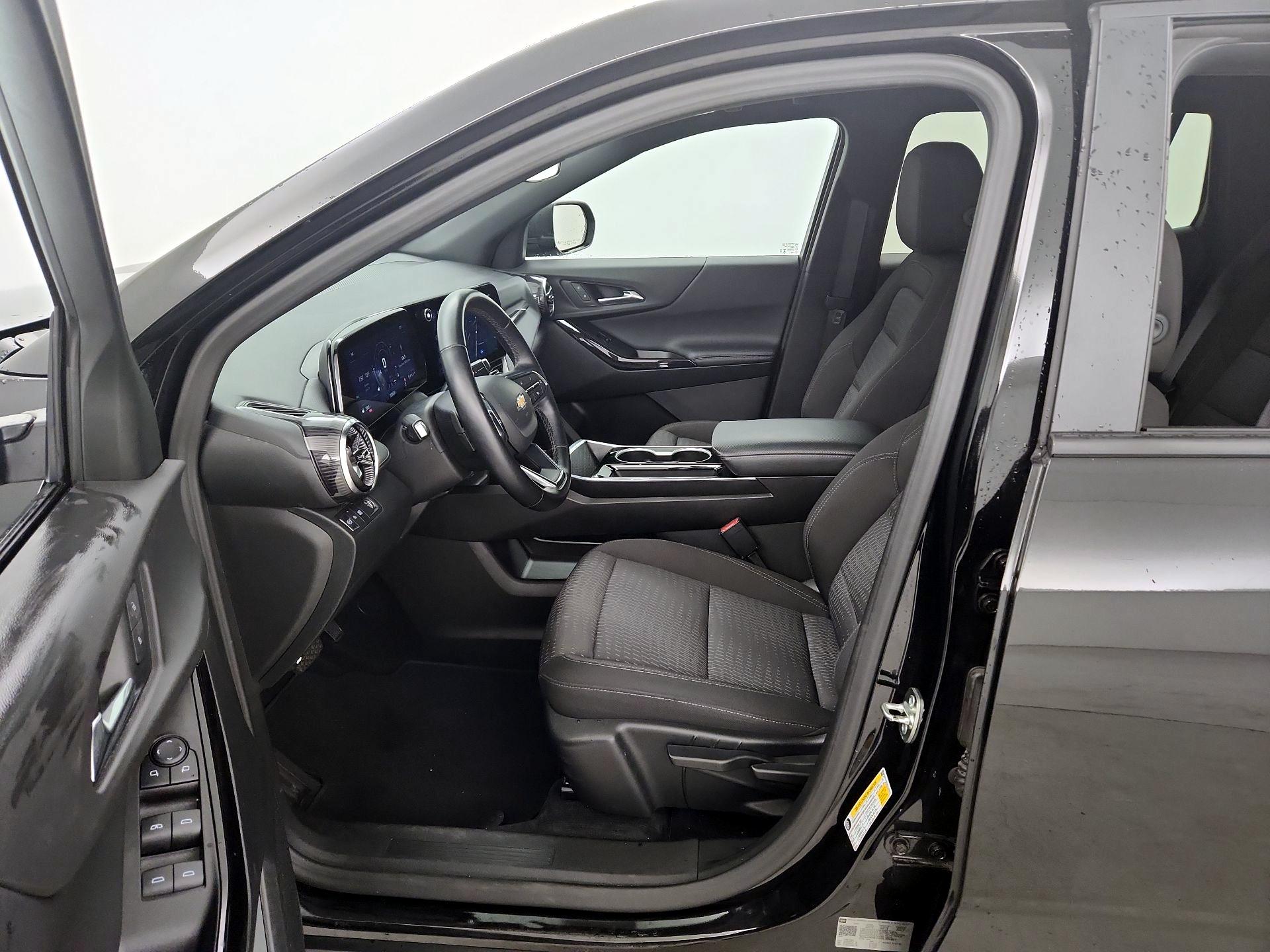 Thumbnail: 2025 Chevrolet Equinox - 11
