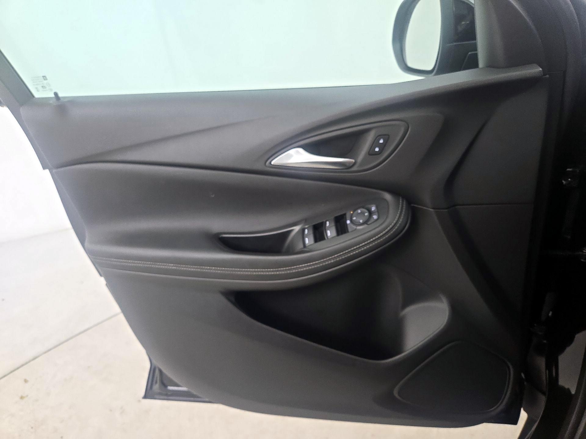 Thumbnail: 2025 Buick Encore GX - 12