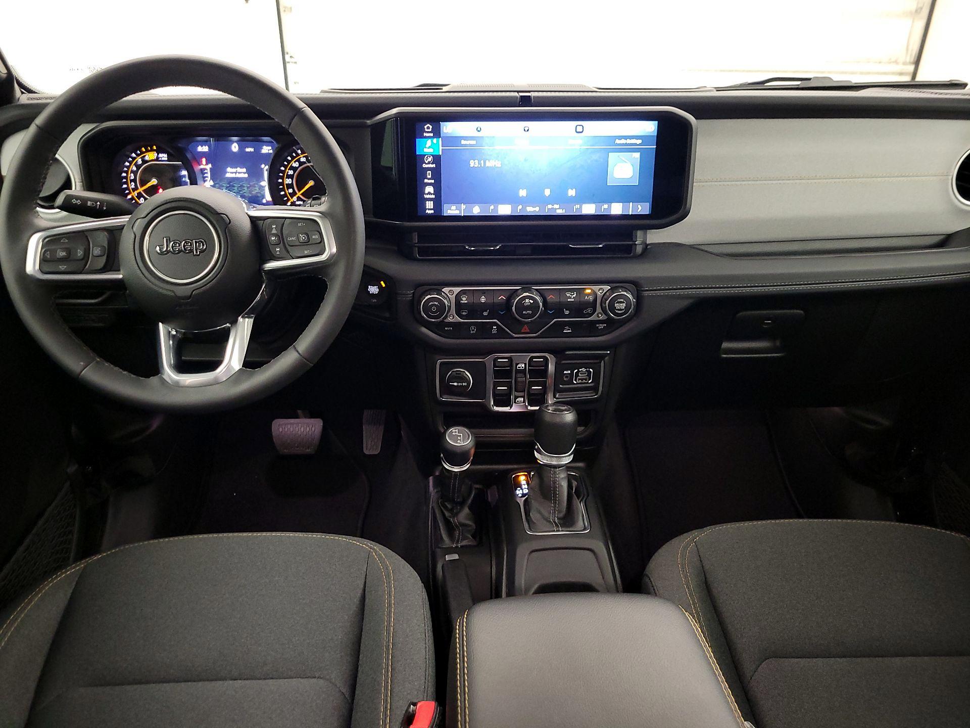 Thumbnail: 2025 Jeep Wrangler - 9
