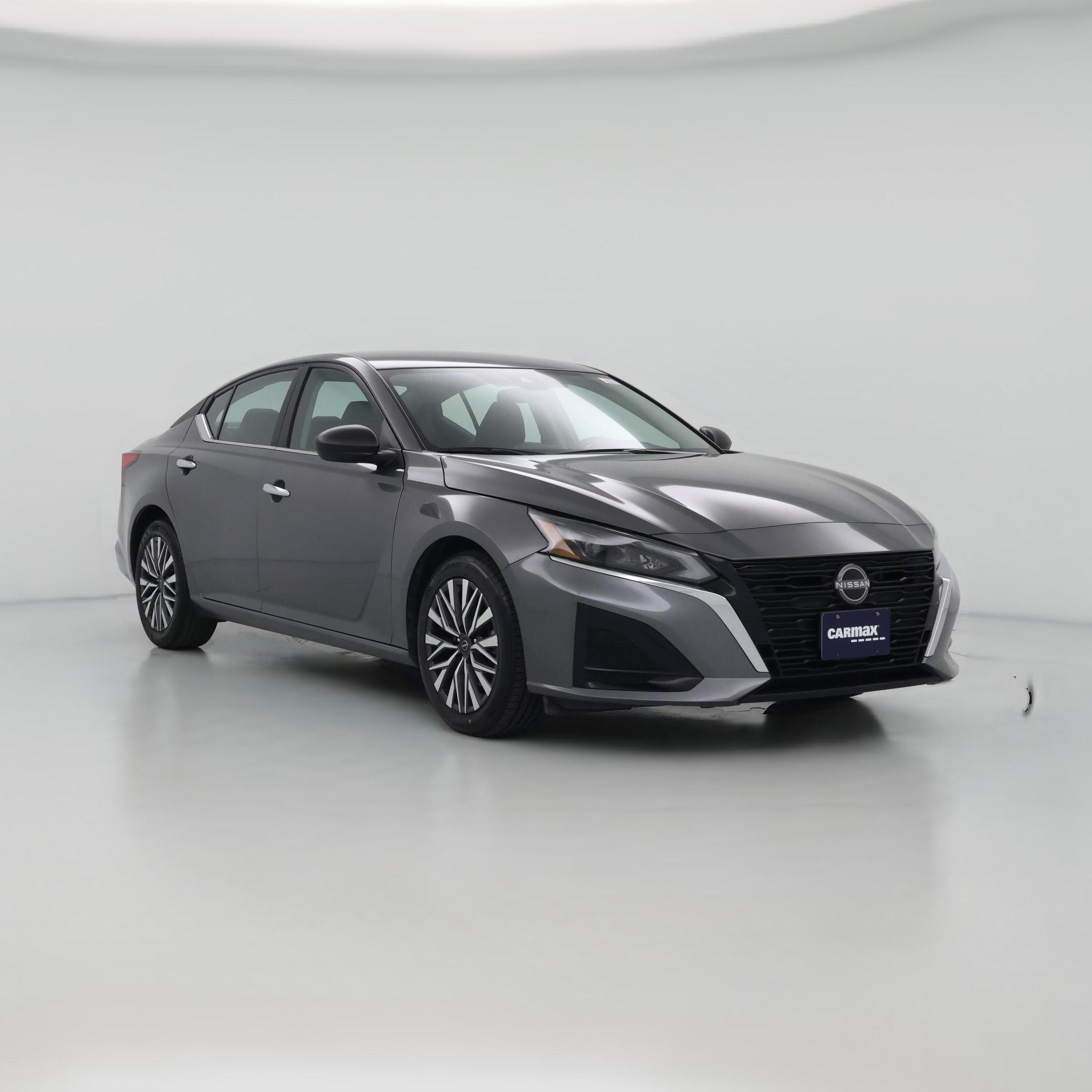 Thumbnail: 2025 Nissan Altima - 1