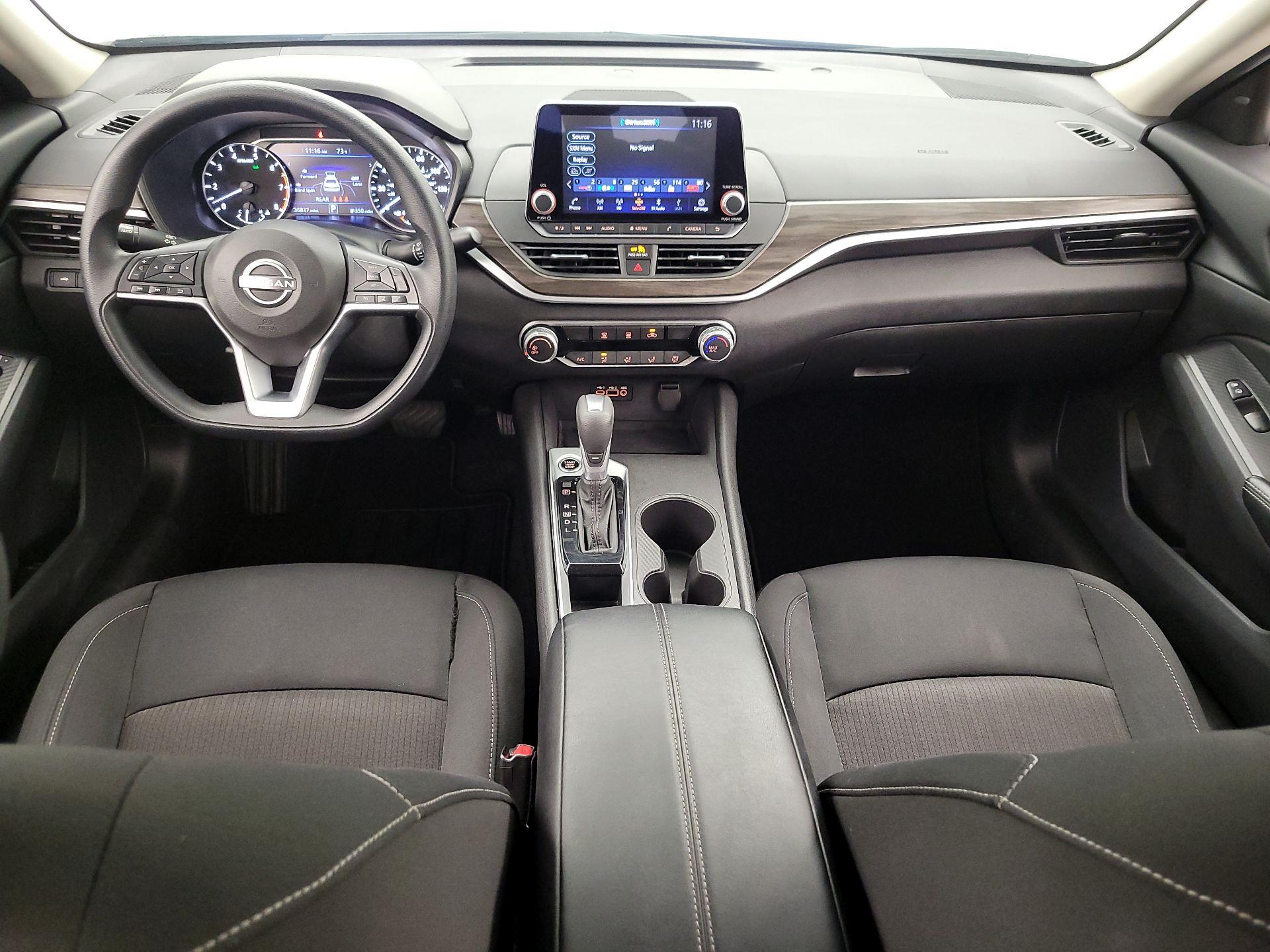 Thumbnail: 2025 Nissan Altima - 9