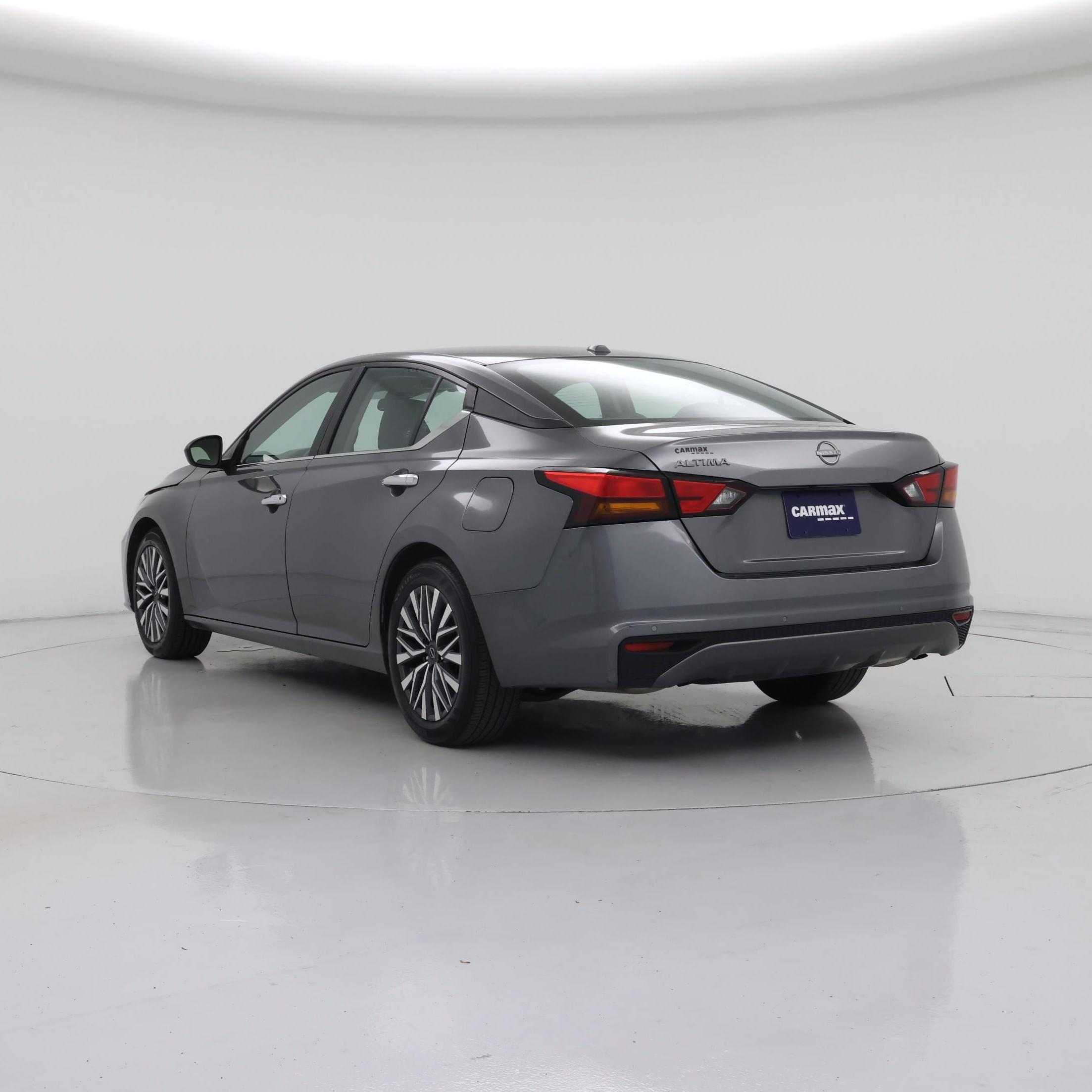 Thumbnail: 2025 Nissan Altima - 2