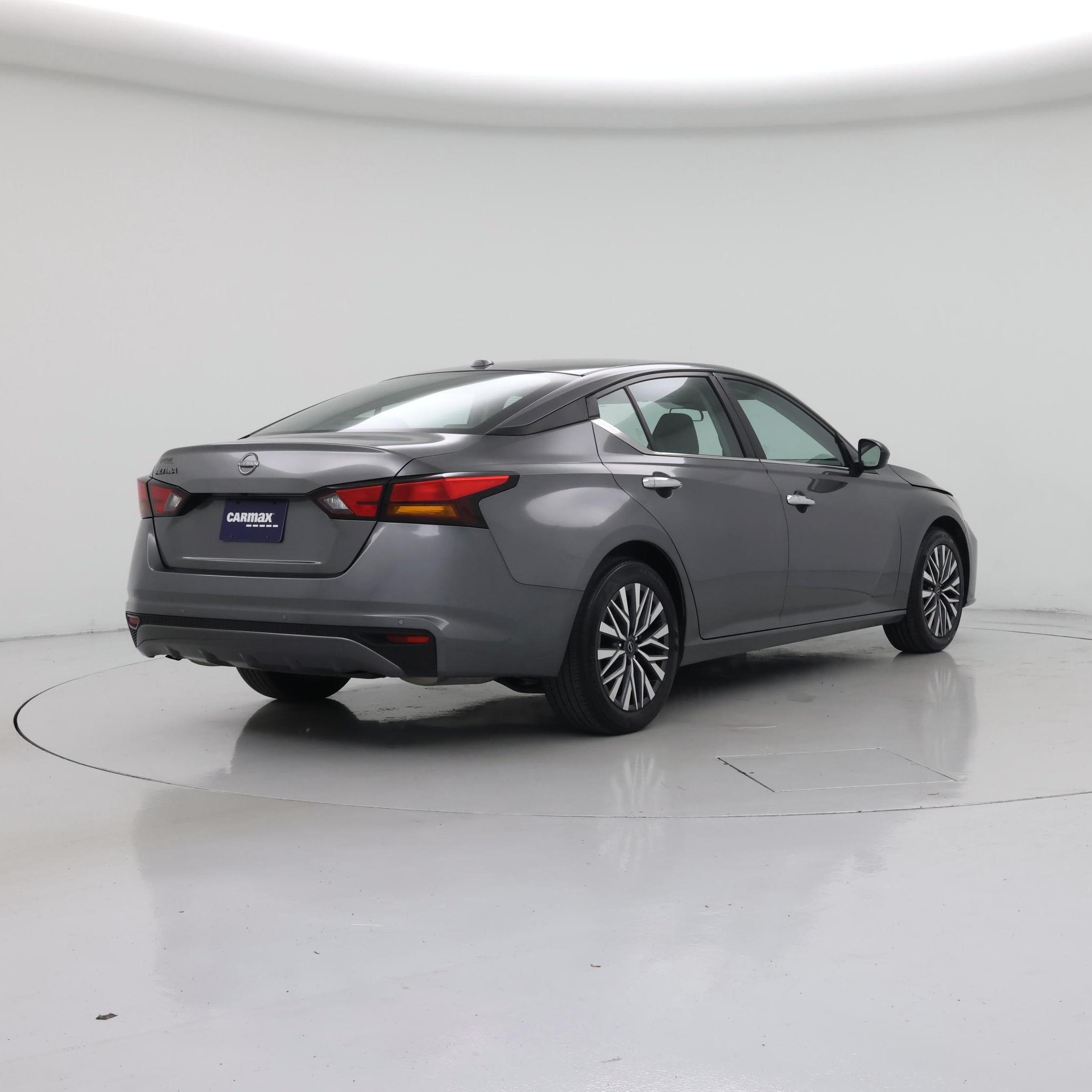 Thumbnail: 2025 Nissan Altima - 8