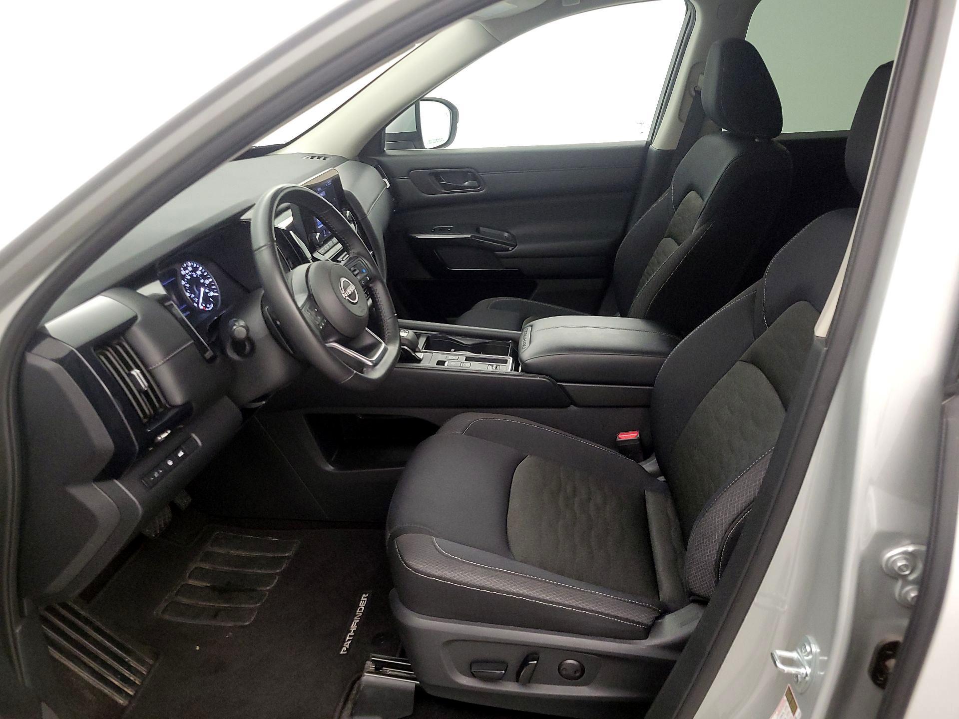 Thumbnail: 2025 Nissan Pathfinder - 11