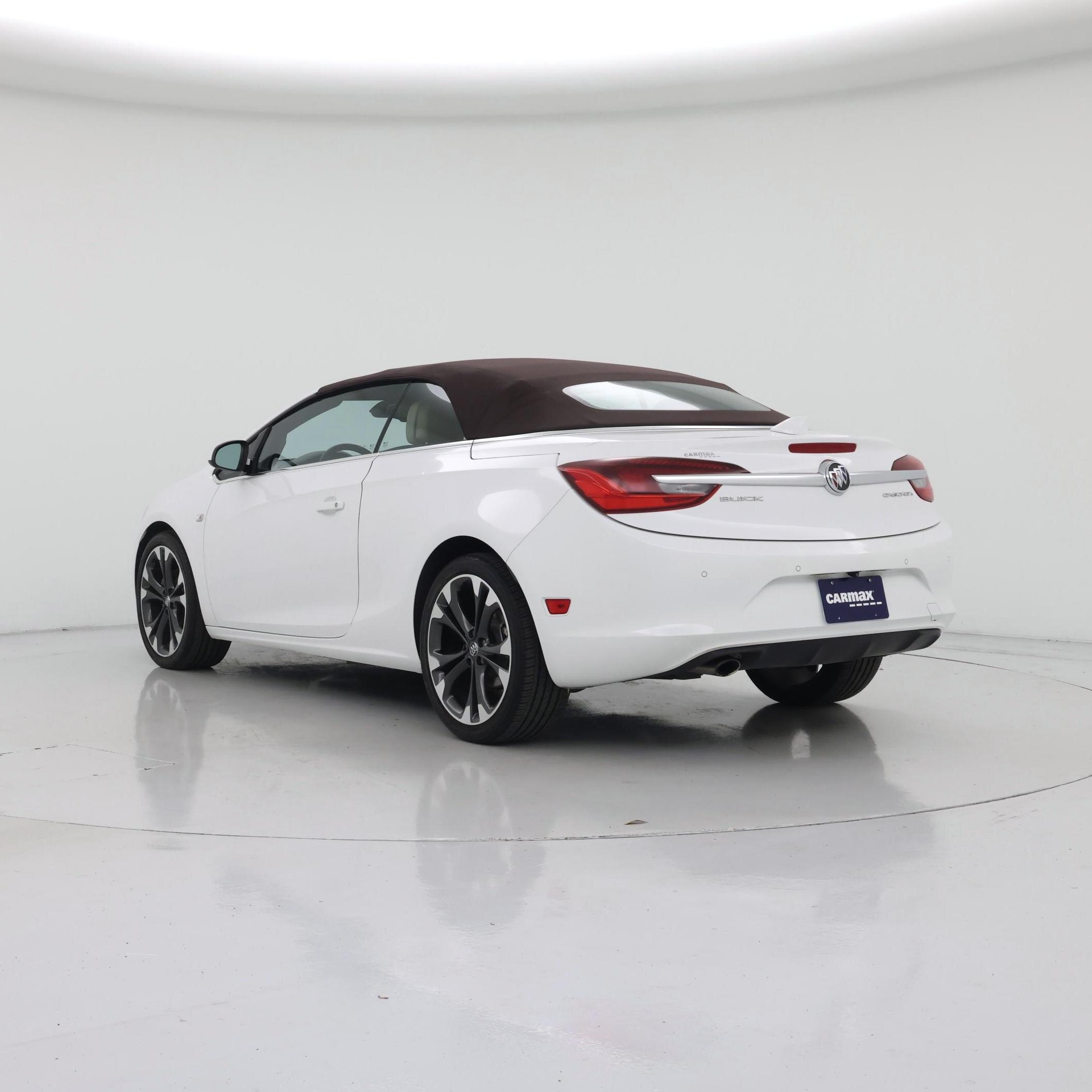 Thumbnail: 2018 Buick Cascada - 2