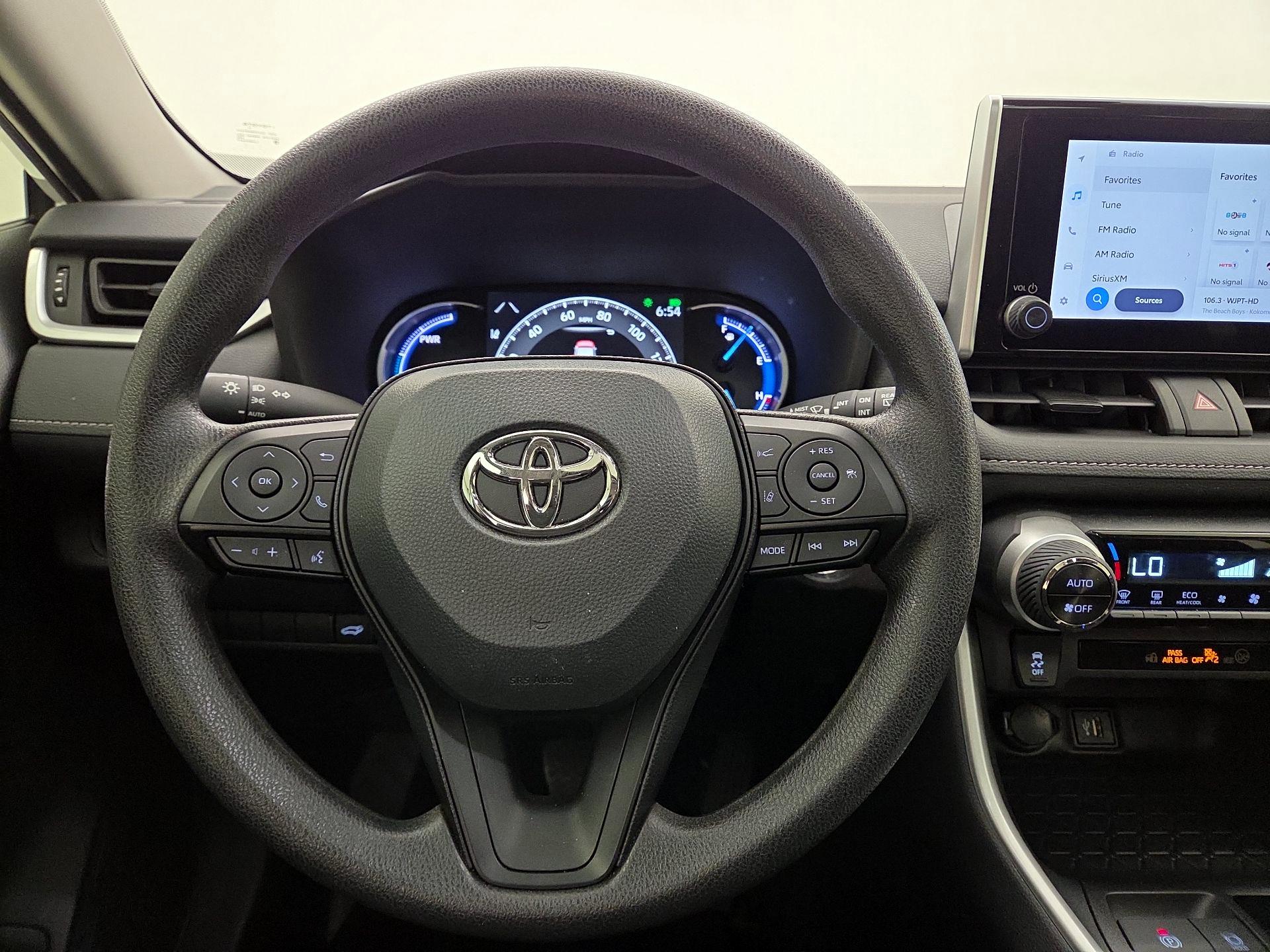 Thumbnail: 2025 Toyota RAV4 - 10