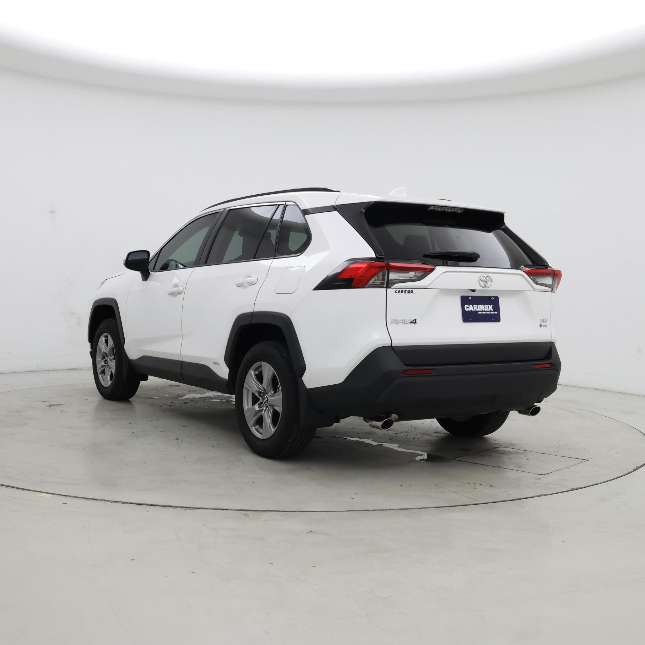 Thumbnail: 2025 Toyota RAV4 - 2