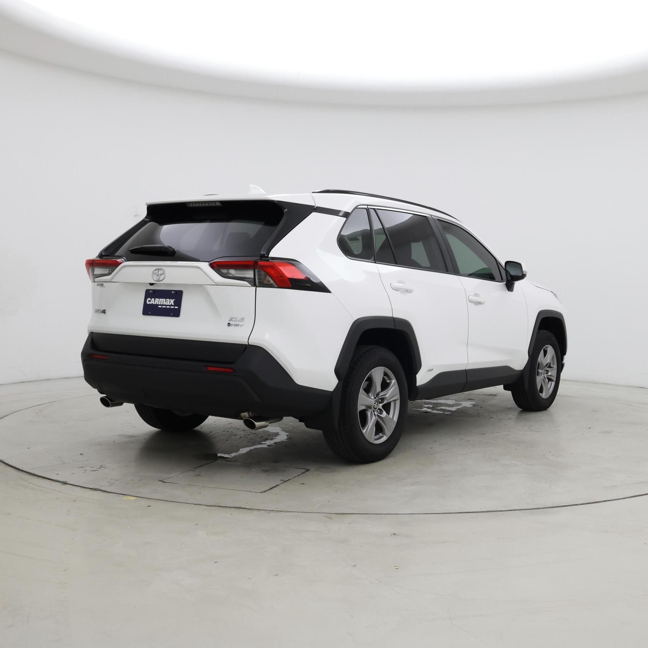 Thumbnail: 2025 Toyota RAV4 - 8