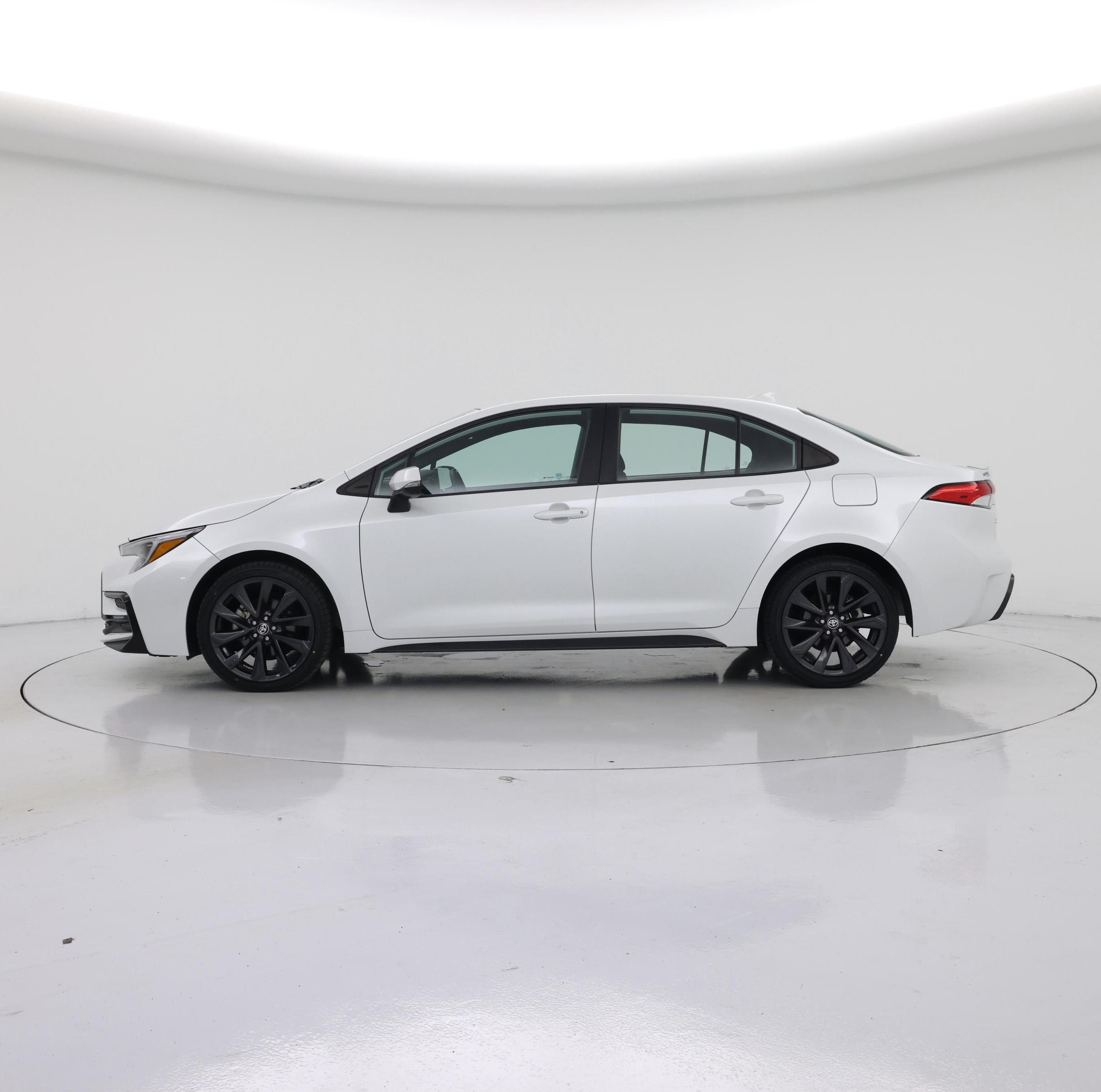 Thumbnail: 2023 Toyota Corolla - 3