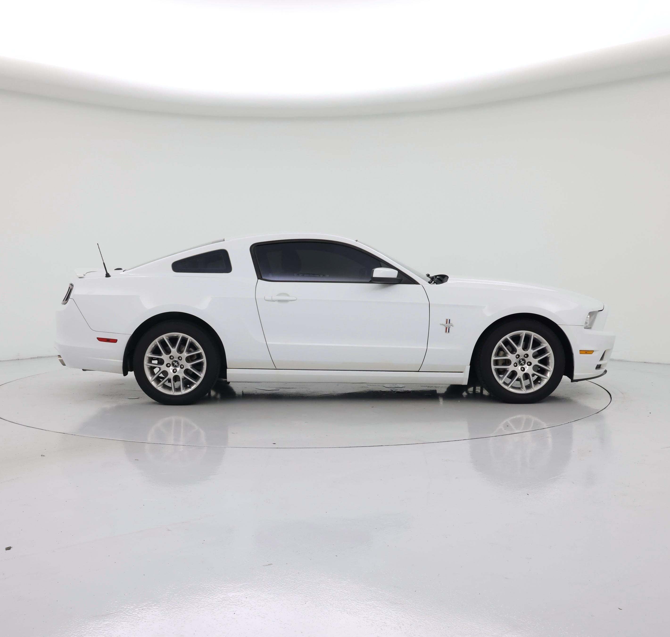Thumbnail: 2014 Ford Mustang - 7
