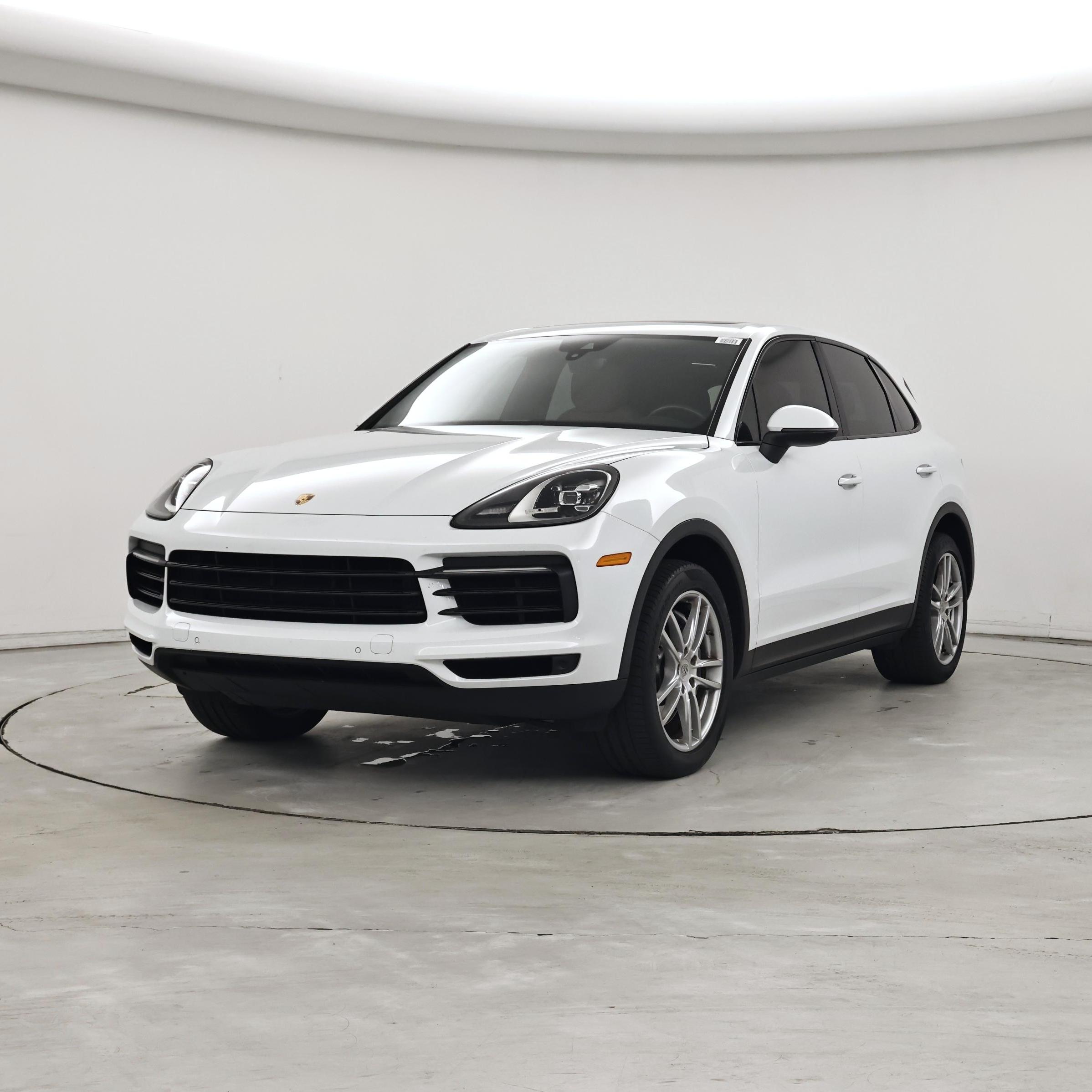 Thumbnail: 2021 Porsche Cayenne - 4