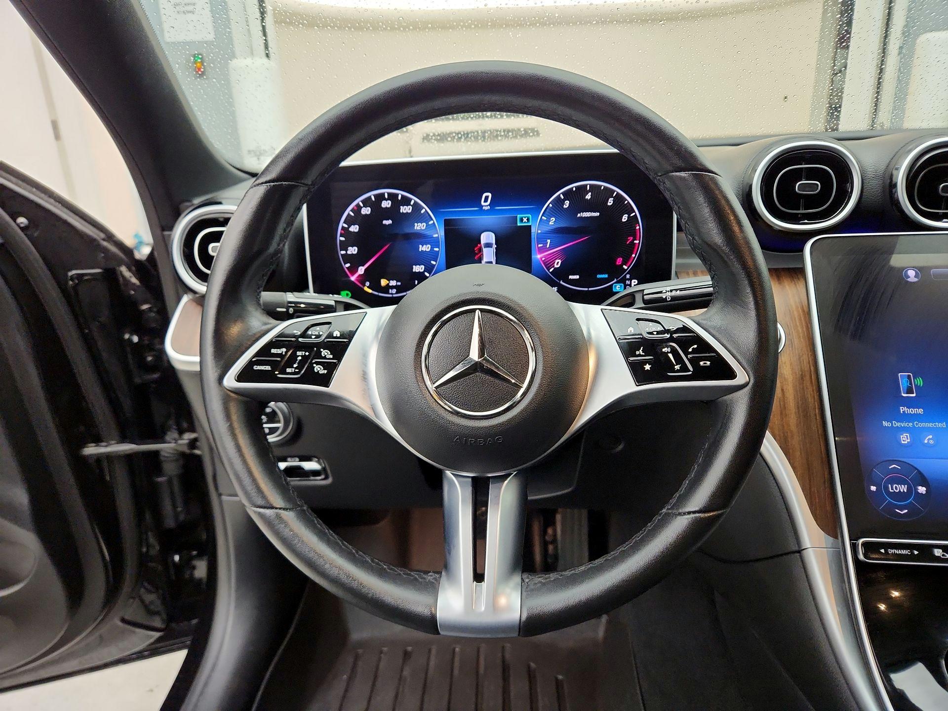 Thumbnail: 2024 Mercedes-Benz C-Class - 10